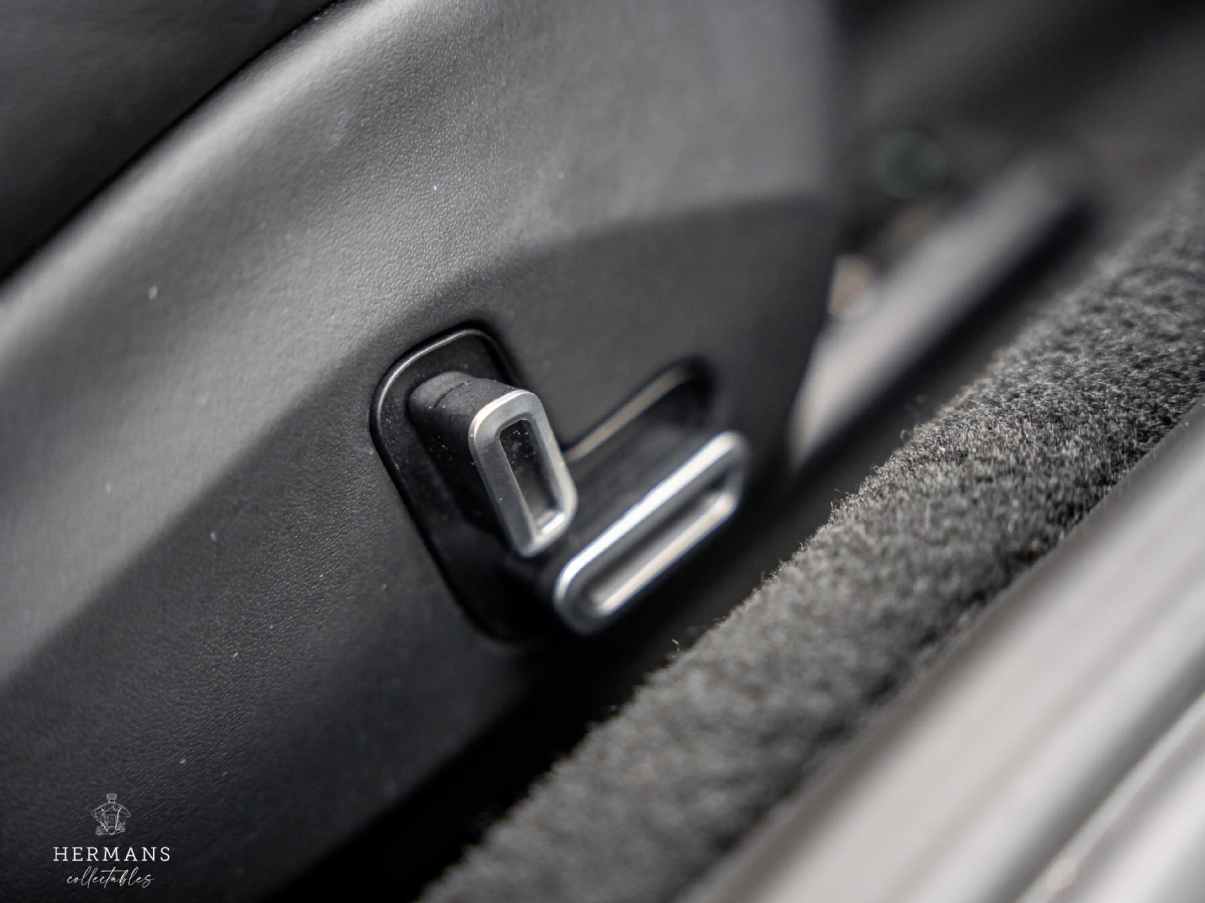 Ferrari Roma 3.9 V8 HELE / Carbon exterior / ADAS / JBL / CarPl — photo 25