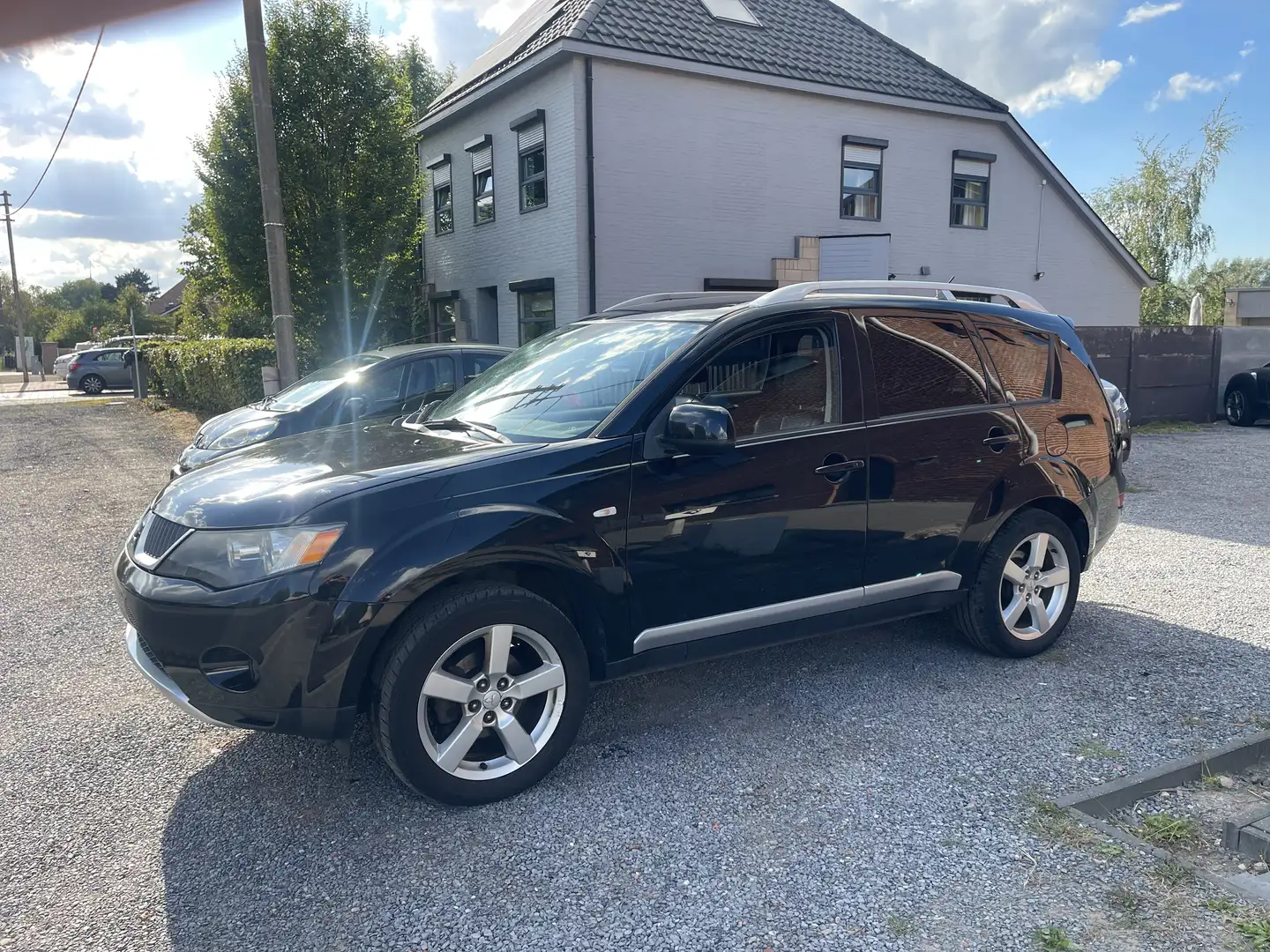 Mitsubishi Outlander 2.0 DI-D 4WD,7 PLaats,Airco,Leder,Sensoren,Cruise, Zwart - 2