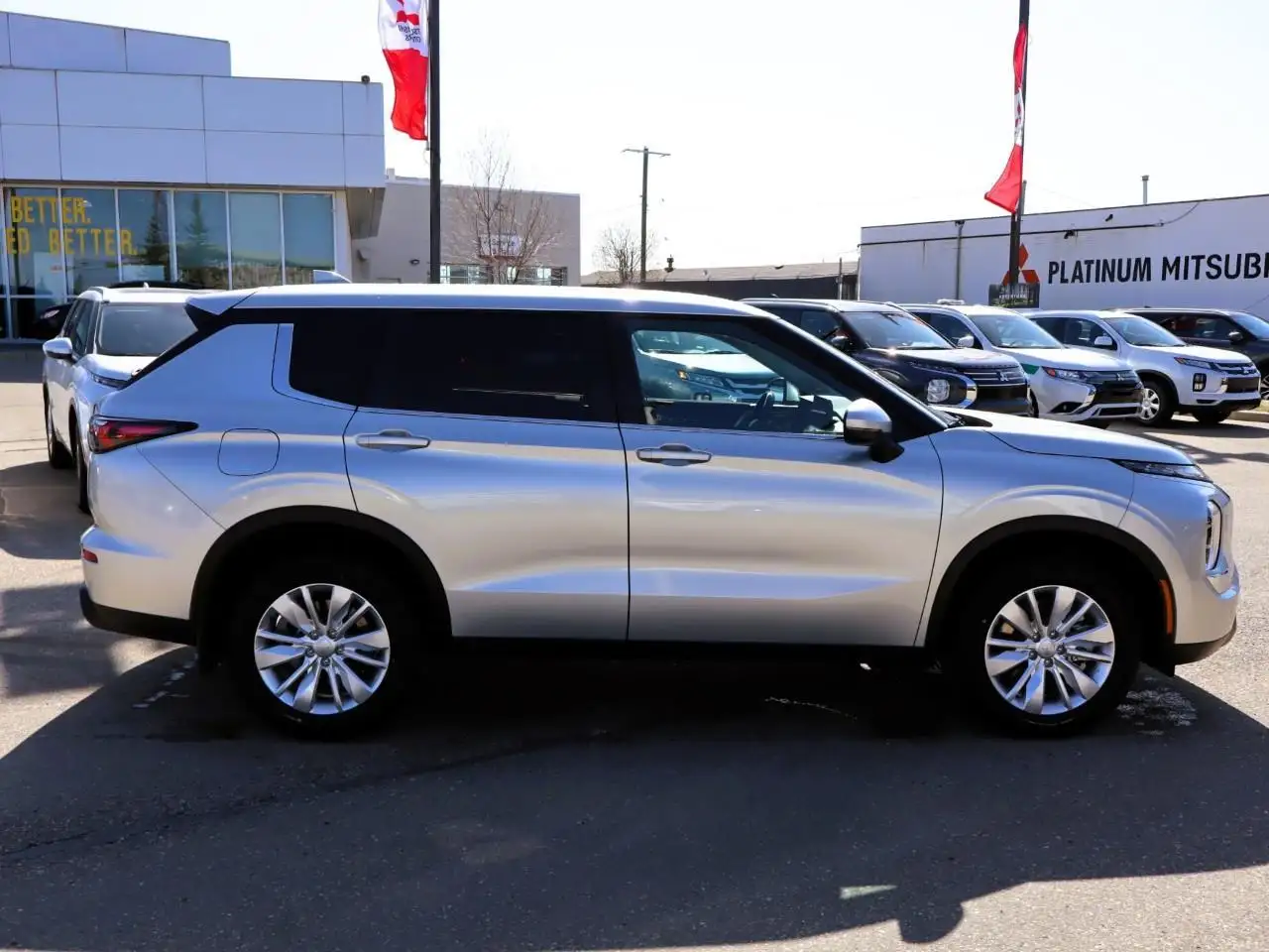Mitsubishi Outlander снимка Mitsubishi Outlander