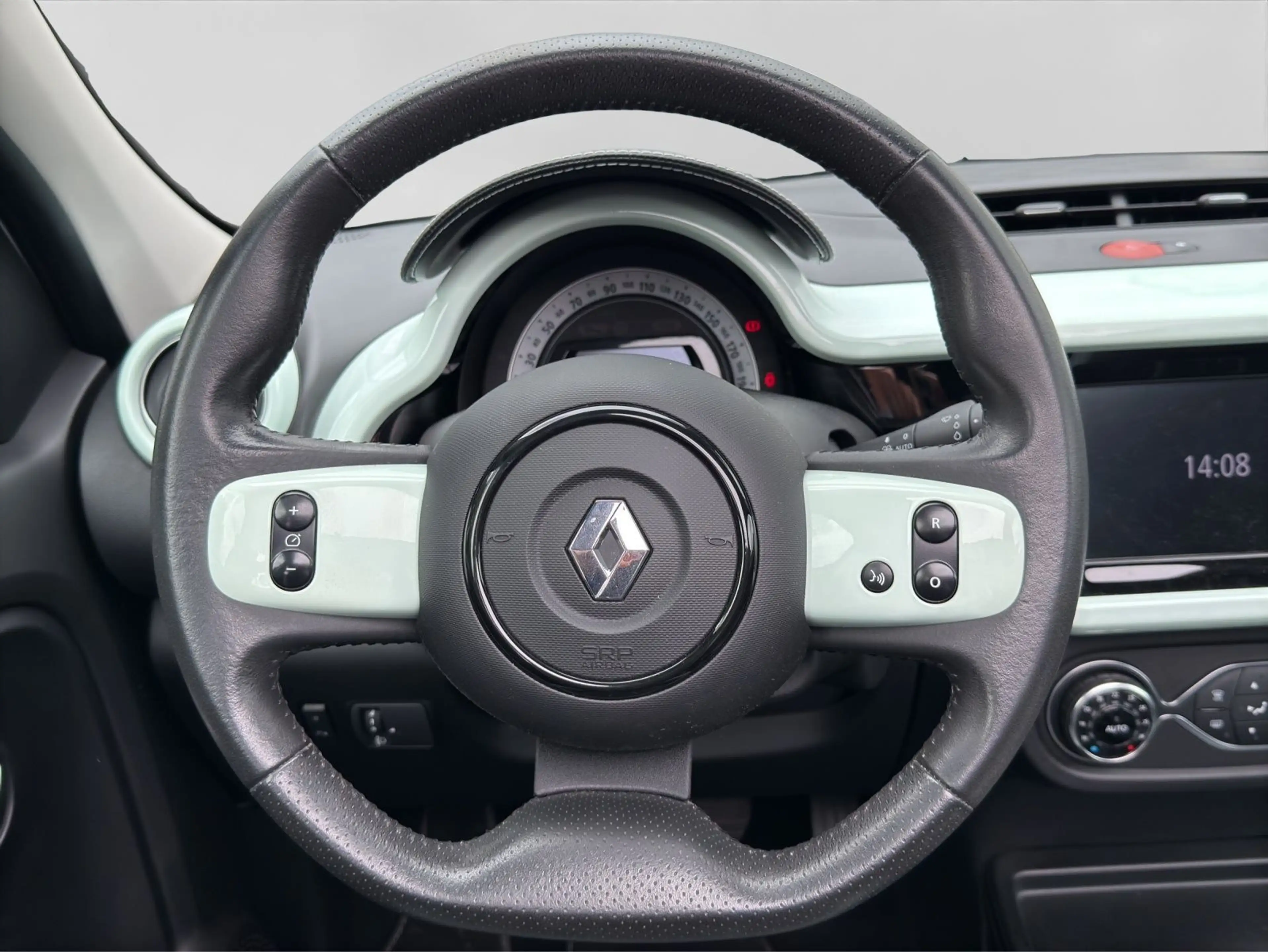 Renault Twingo 0.9 TCe LA PARISIENNE DAB KLIMA SITZHZG — photo 9
