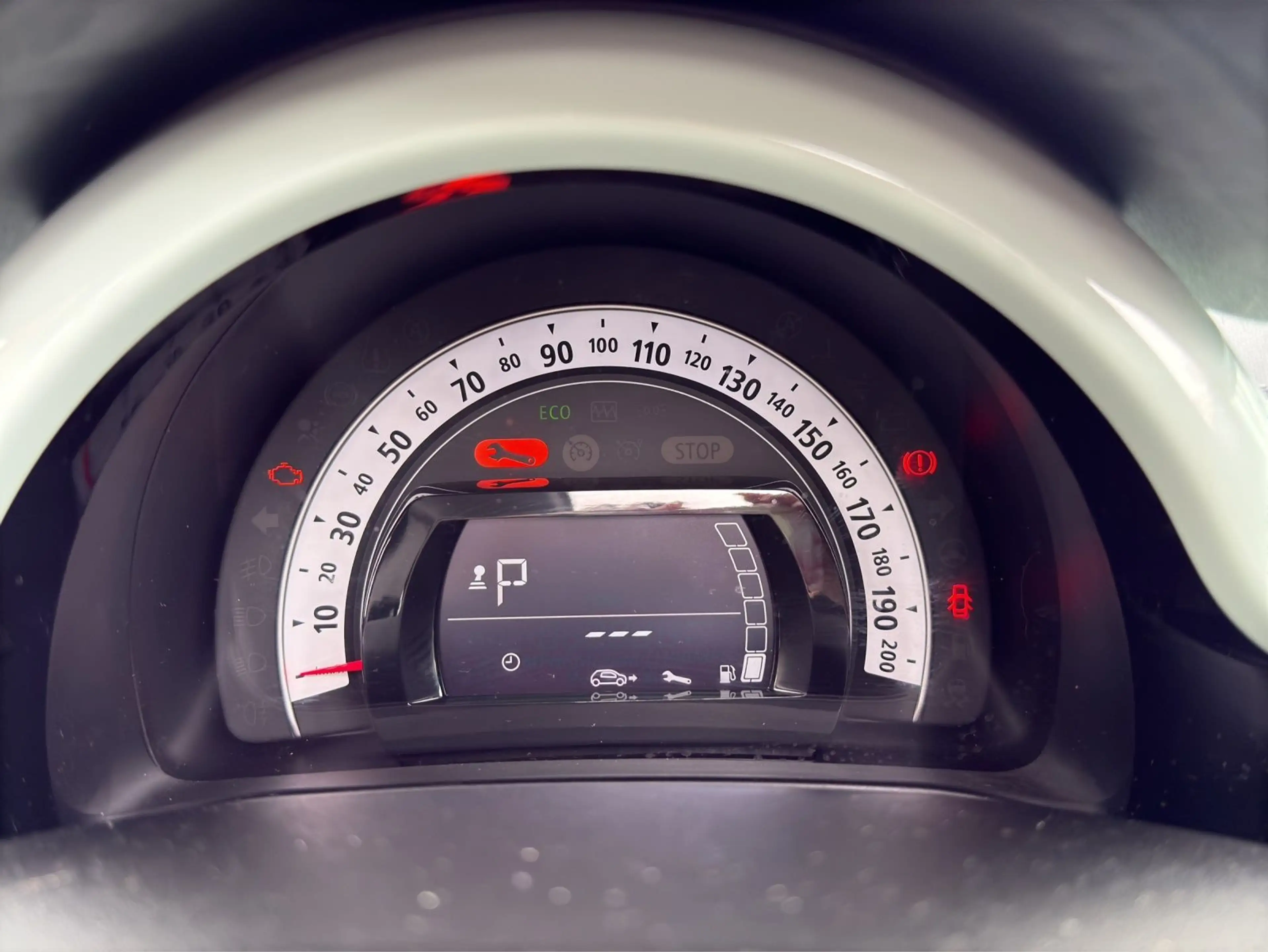 Renault Twingo 0.9 TCe LA PARISIENNE DAB KLIMA SITZHZG — photo 10