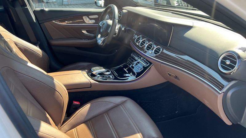 Mercedes-Benz E 63 AMG E63 AMG S/ACC/TV/GSD/Burmester/Sitzkühlung/V-Max — photo 12