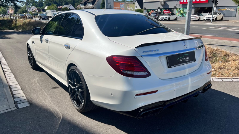 Mercedes-Benz E 63 AMG E63 AMG S/ACC/TV/GSD/Burmester/Sitzkühlung/V-Max — photo 3