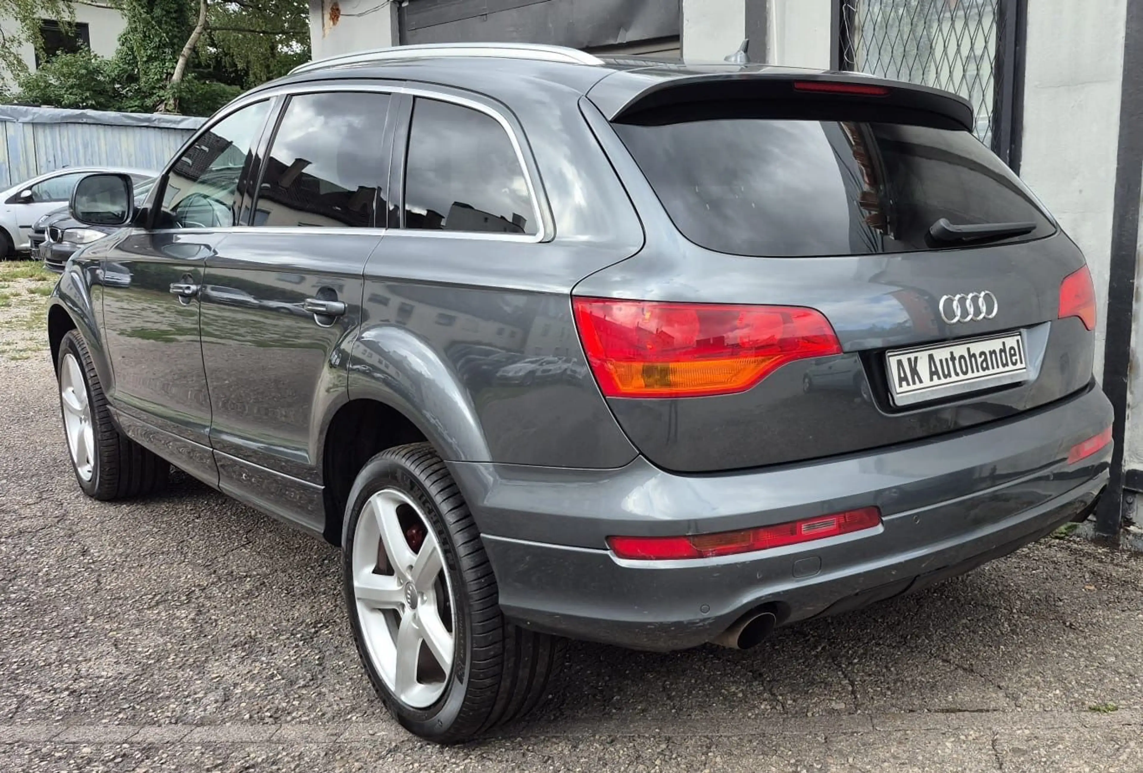 Audi Q7 3.0 TDI quattro S-Line Bose Temp Pano 7 Sitz — photo 4