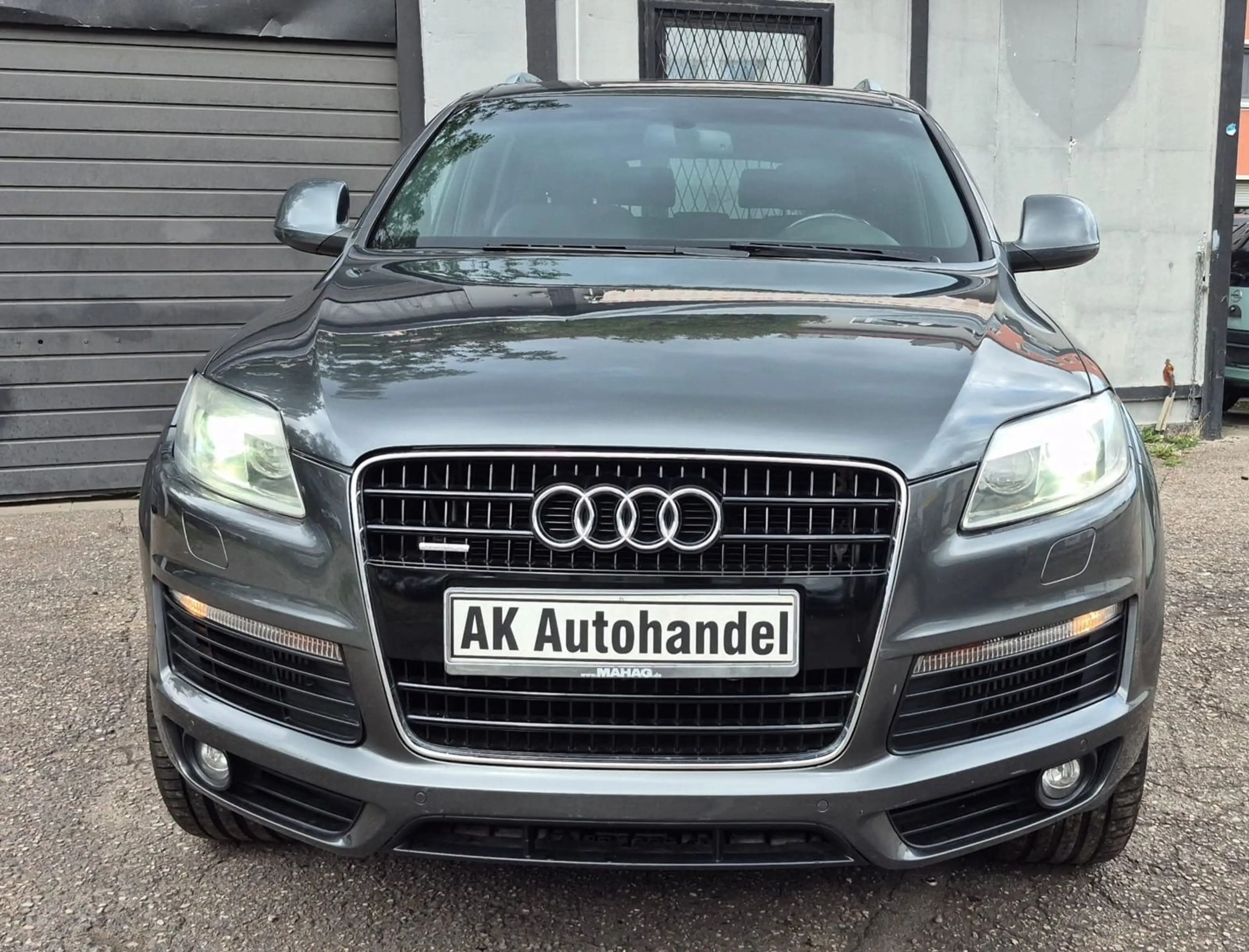 Audi Q7 3.0 TDI quattro S-Line Bose Temp Pano 7 Sitz — photo 2