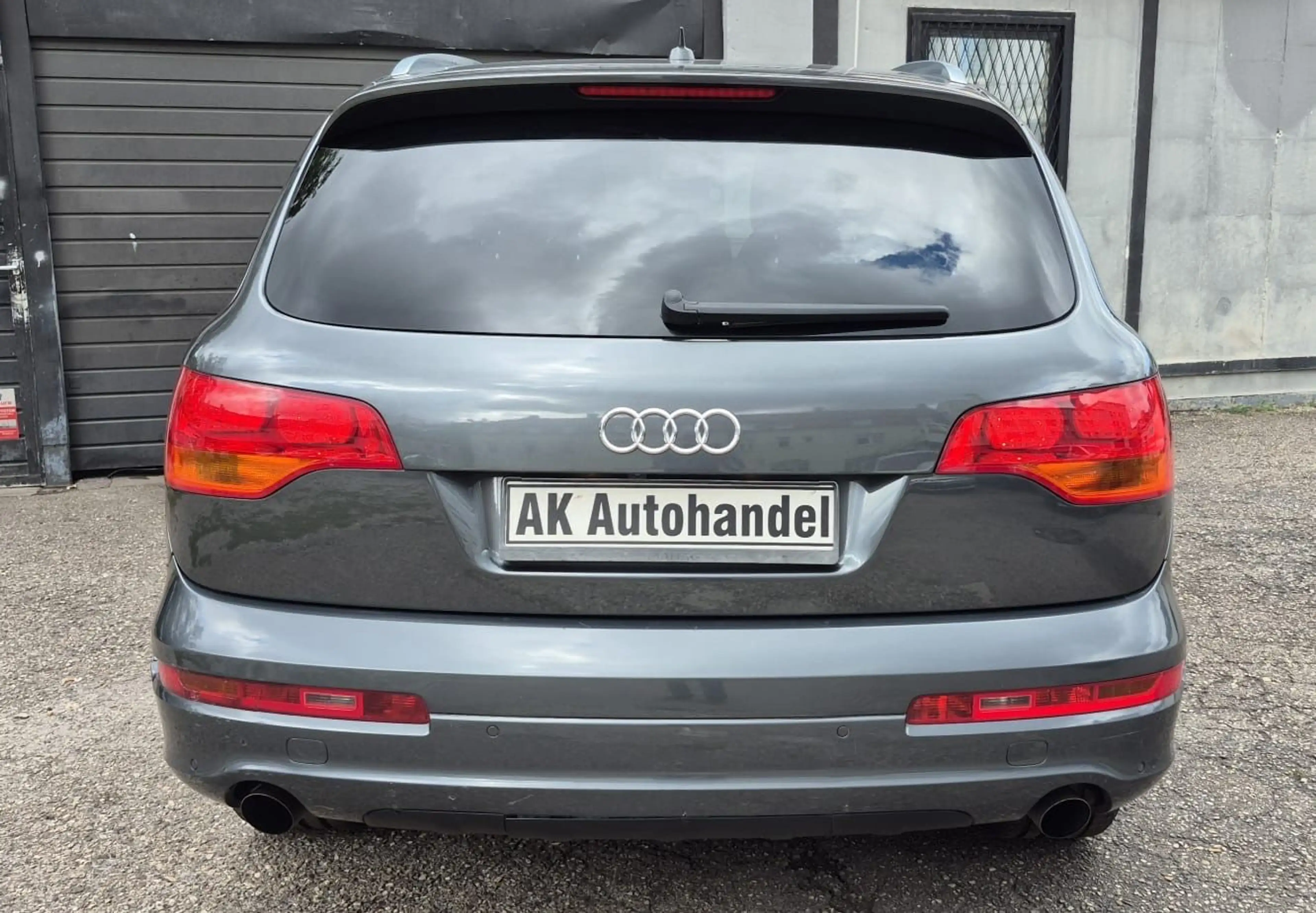 Audi Q7 3.0 TDI quattro S-Line Bose Temp Pano 7 Sitz — photo 5