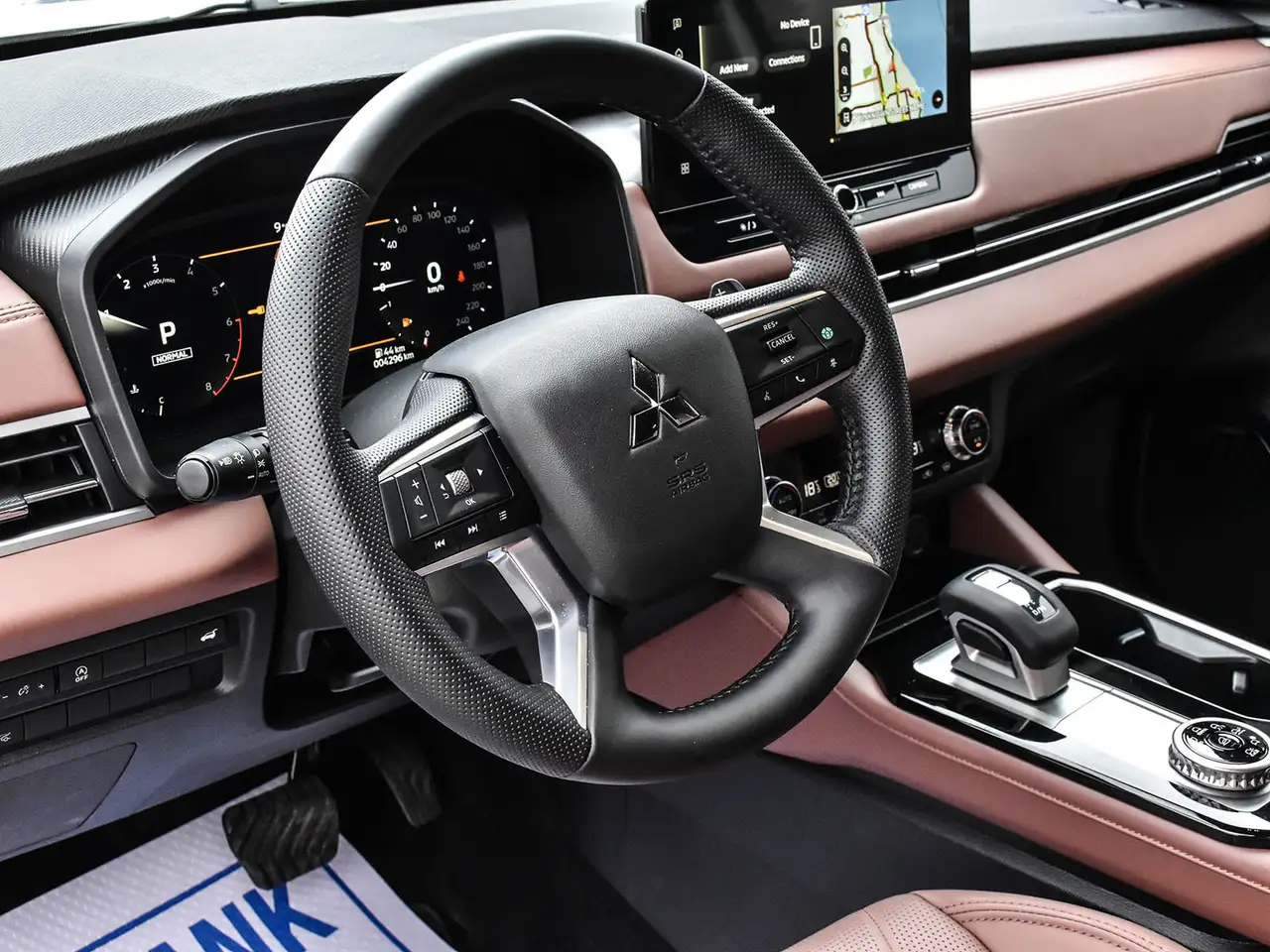 Mitsubishi Outlander снимка Mitsubishi Outlander