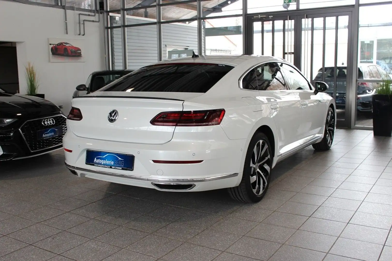 Volkswagen Arteon 2.0 TDi R-Line 4Motion Pano View Standhzg Weiß - 2