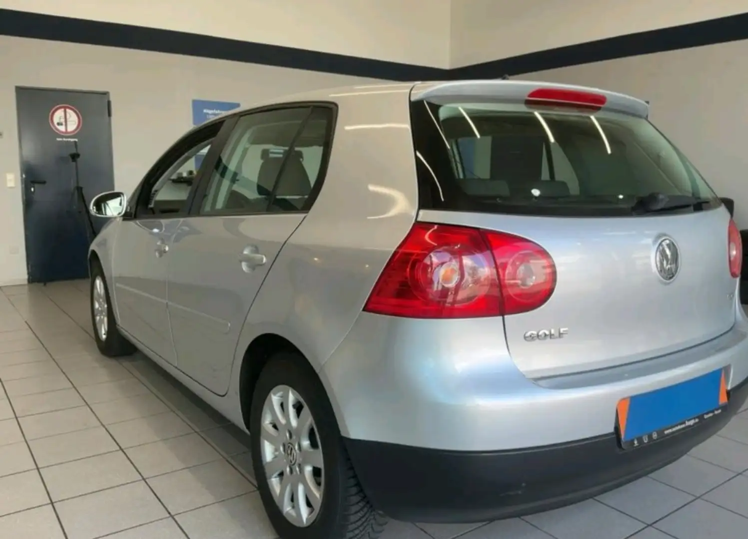 Volkswagen Golf Trendline Navi Klima Preis inkl Neu Tüv Plateado - 2