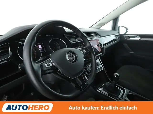 Volkswagen Touran view 11