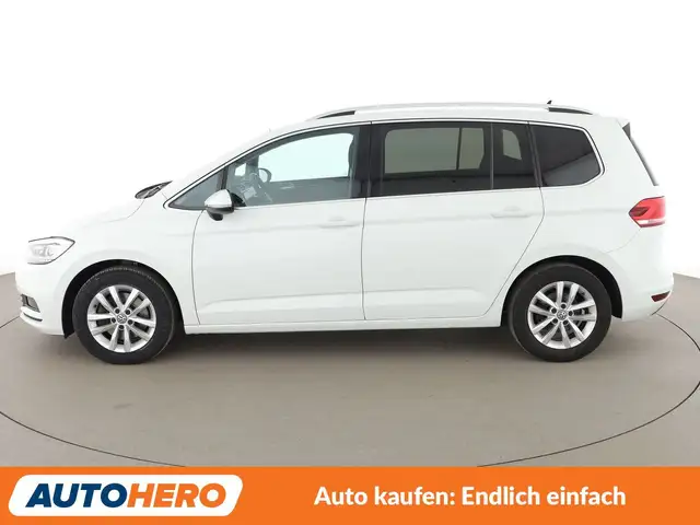 Volkswagen Touran view 3