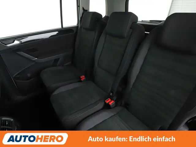 Volkswagen Touran view 14