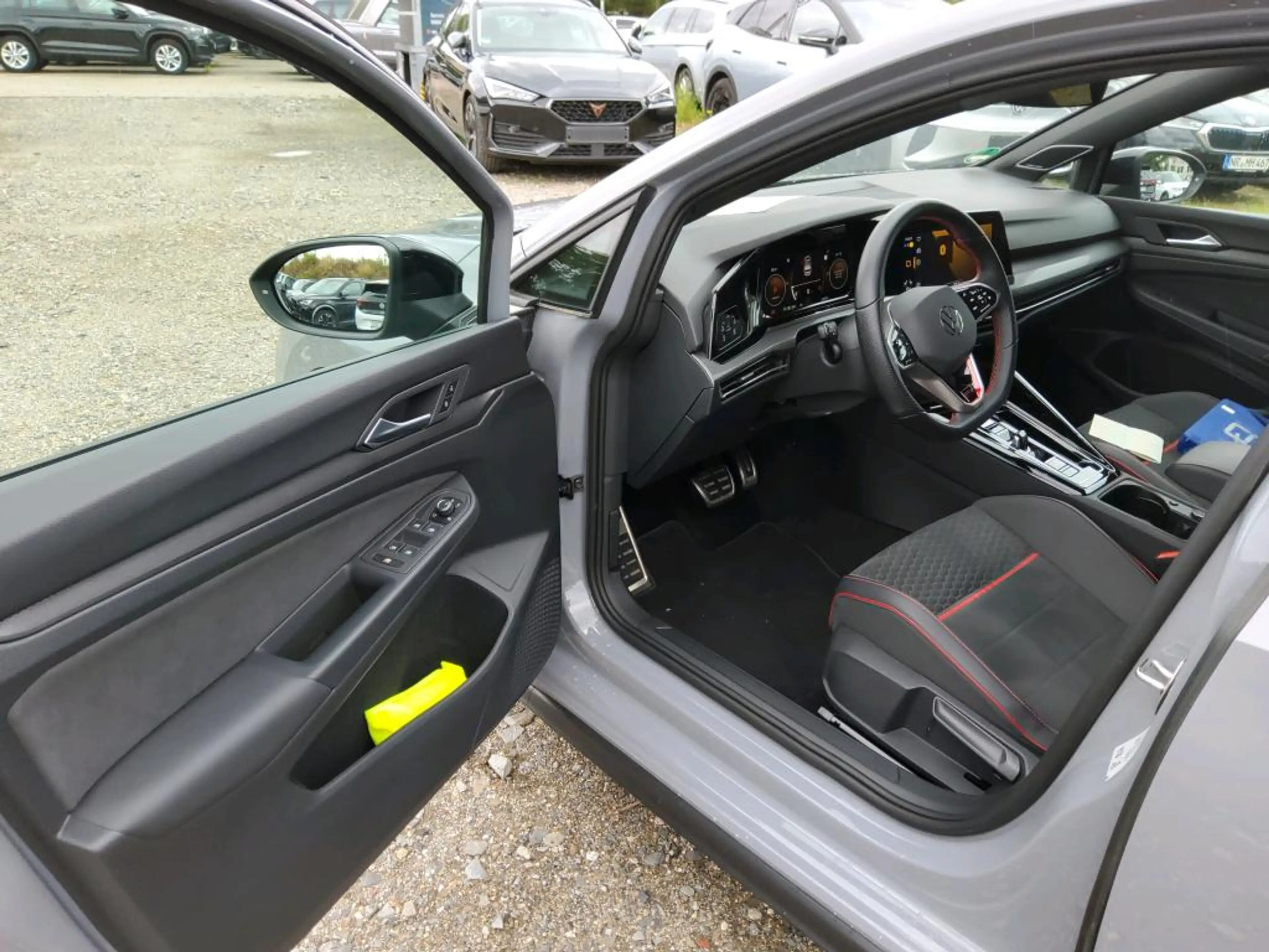 Volkswagen Golf GTI Clubsport 2.0 TSI DSG Black Style Navi., Tel., ... — photo 5