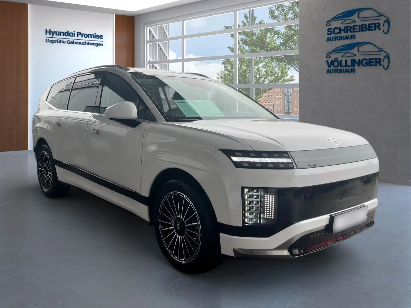 Hyundai IONIQ 9 110 kWh Allradantrieb Uniq/ 7- Sitzer Bílá - 2