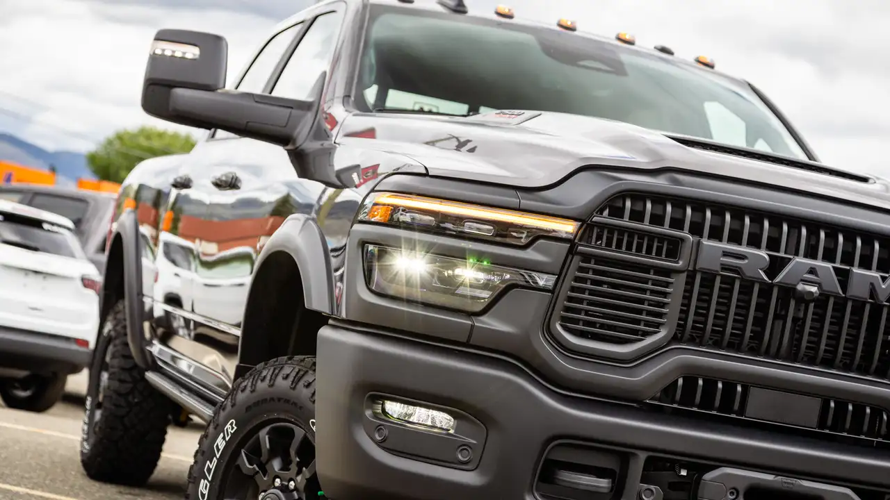 RAM 2500 снимка RAM 2500