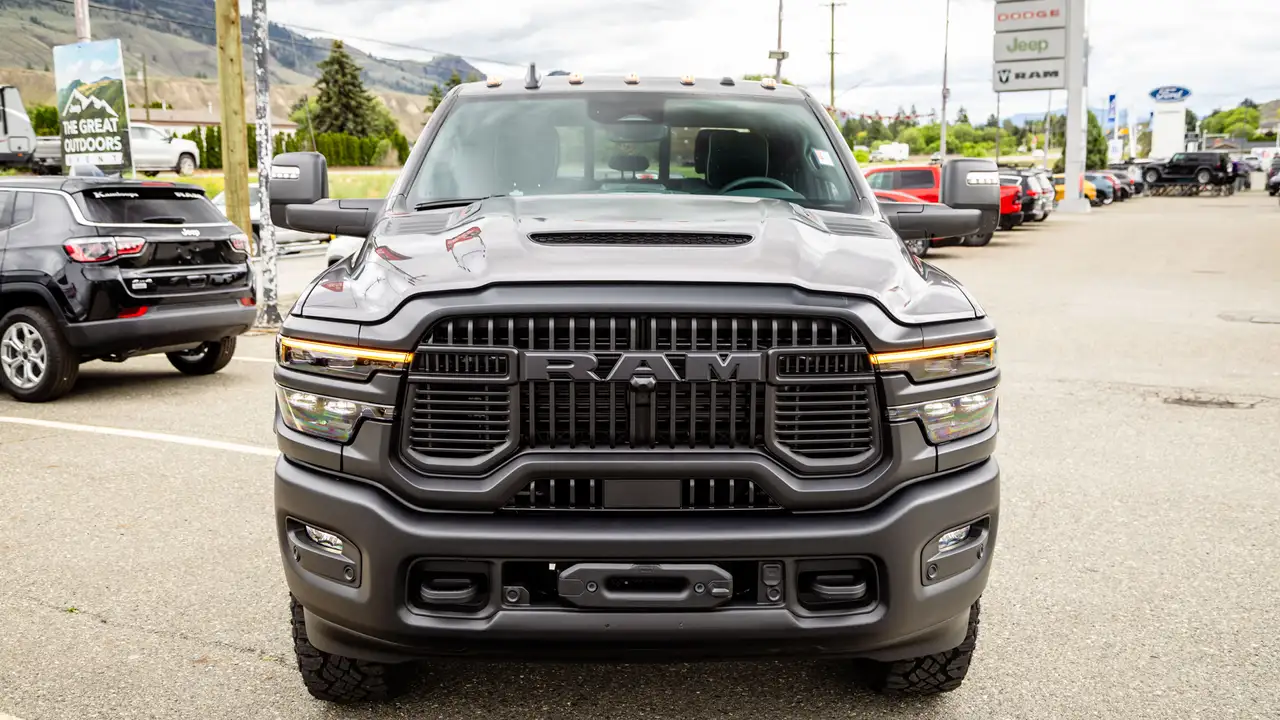 RAM 2500 снимка RAM 2500