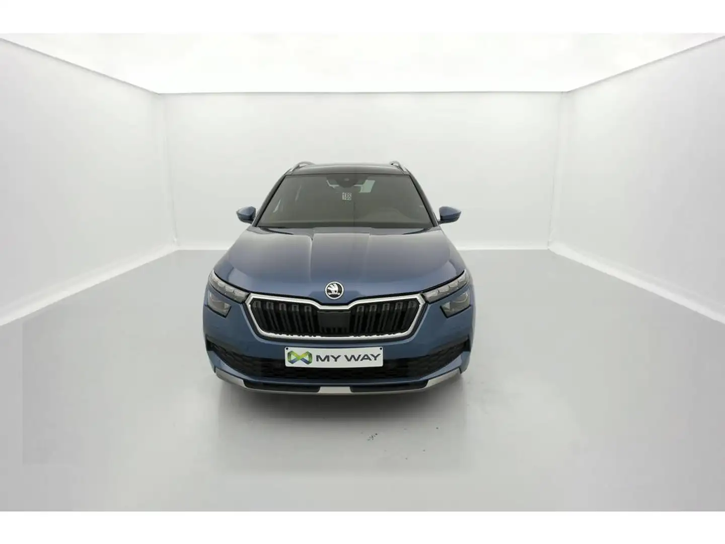 Skoda Kamiq Kamiq Clever+ 1,0 TSI 81 KW 7-speed automat. Gris - 2
