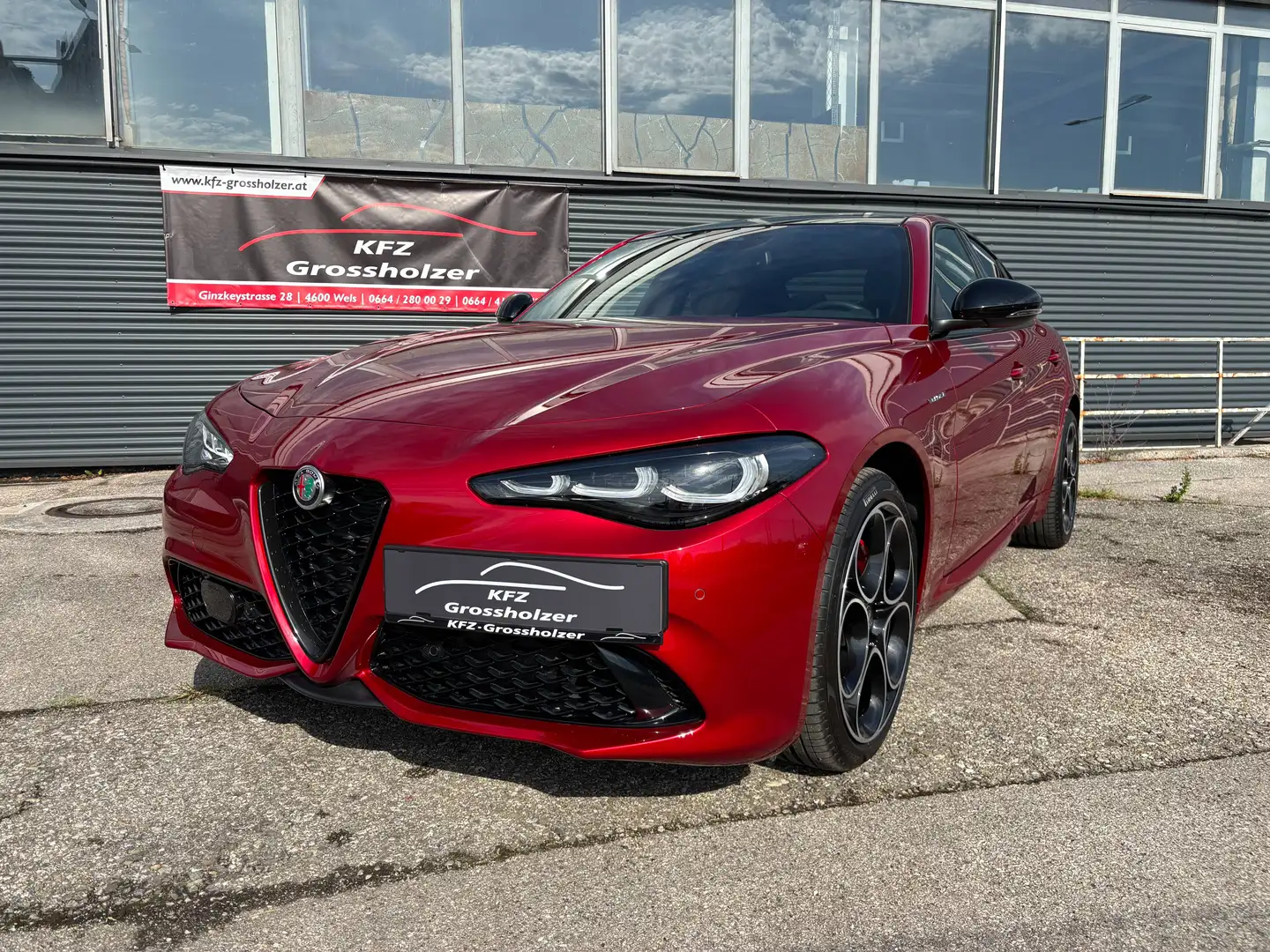 Alfa Romeo Giulia Veloce 2.0 280 AT8 Q4 Rot - 2