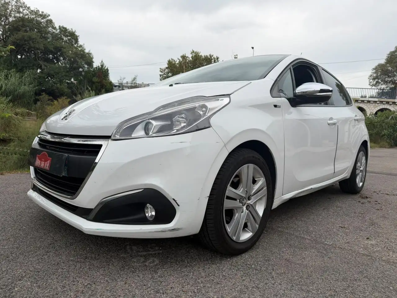 Peugeot 208 208 — photo 8