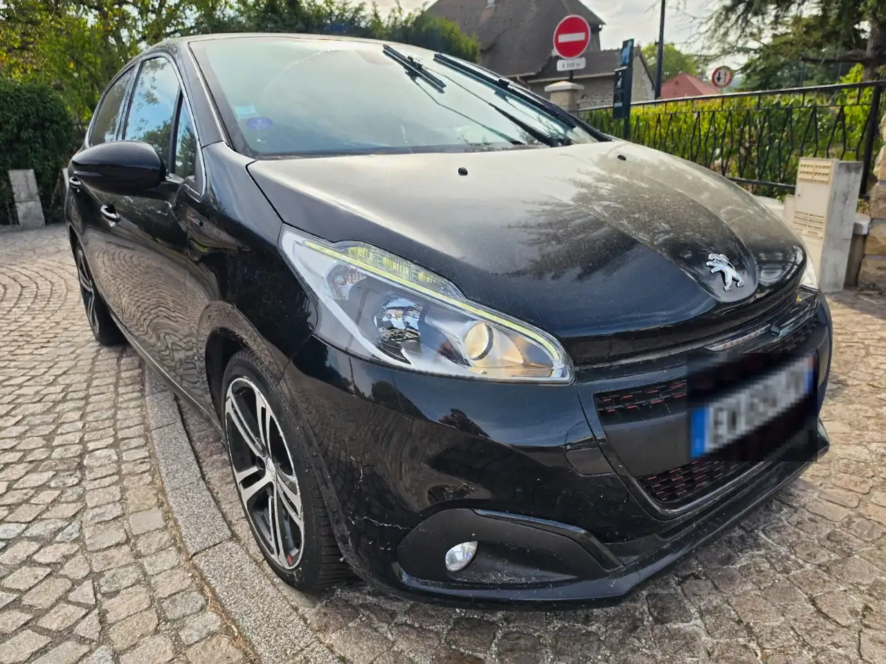 Peugeot 208 208 — photo 3