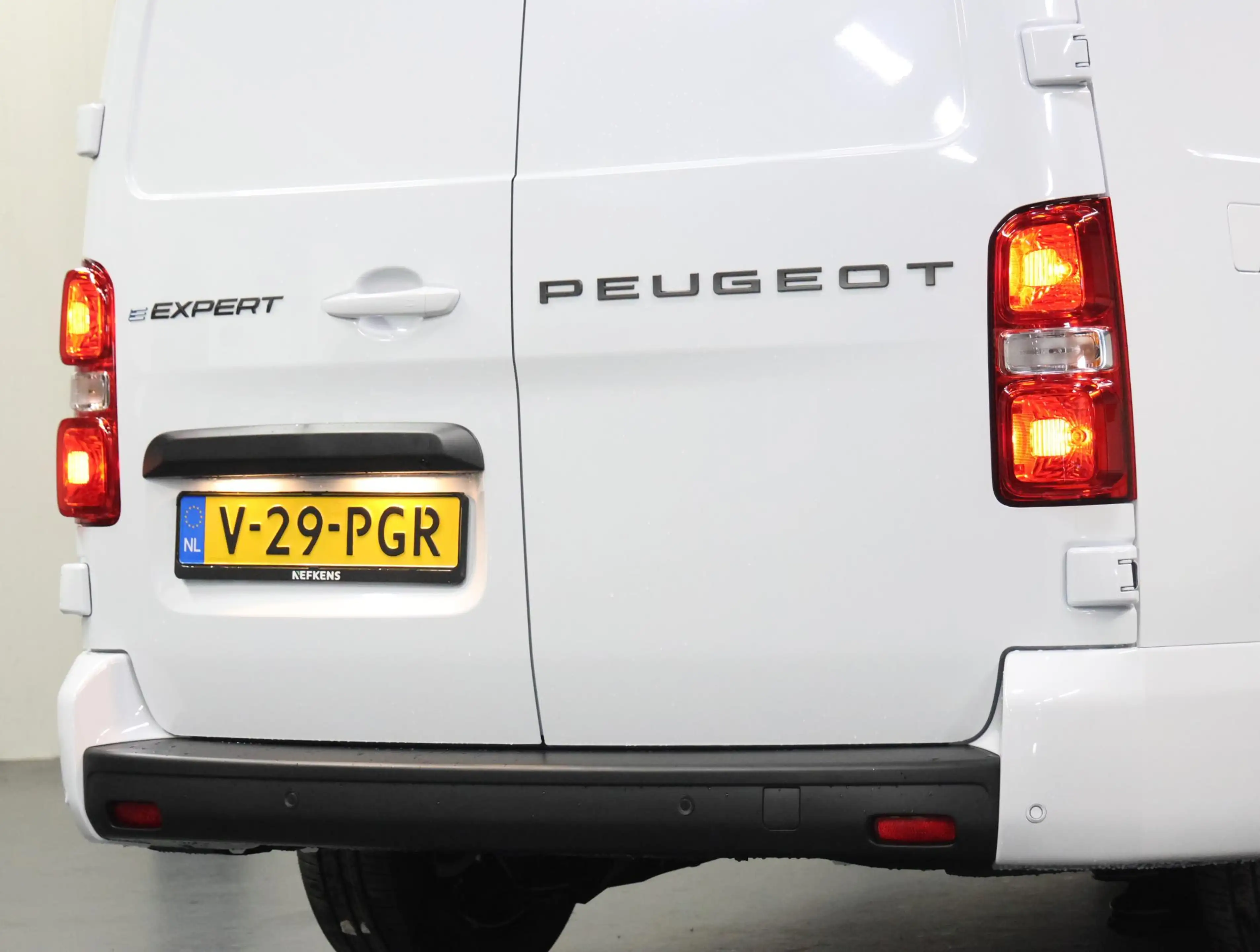 Peugeot e-Expert EV L3 DC 50 kWh Dubbelle cabine | Navigatie | stuu — photo 6