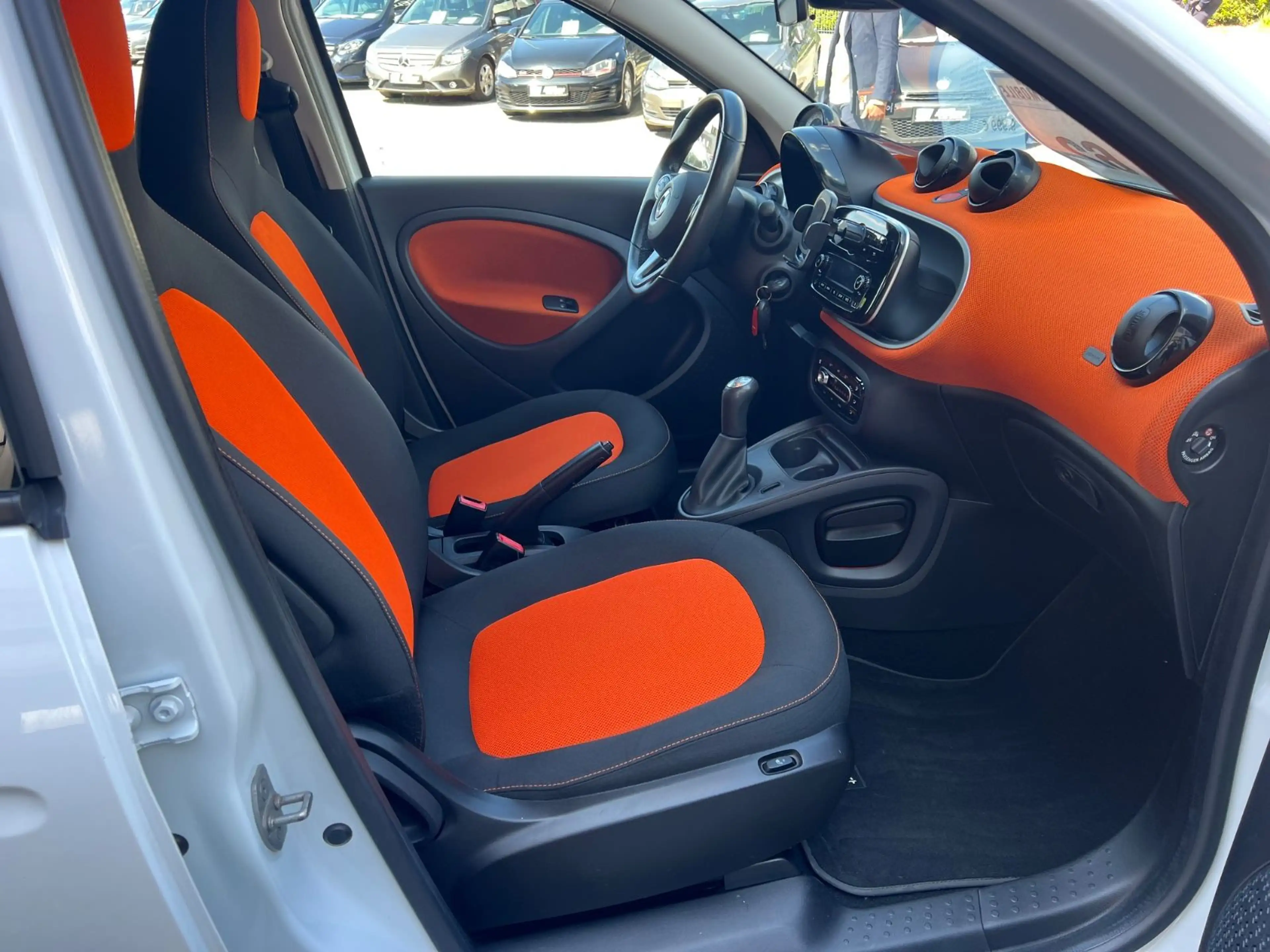 smart forFour forfour Basis 52 kW — photo 14