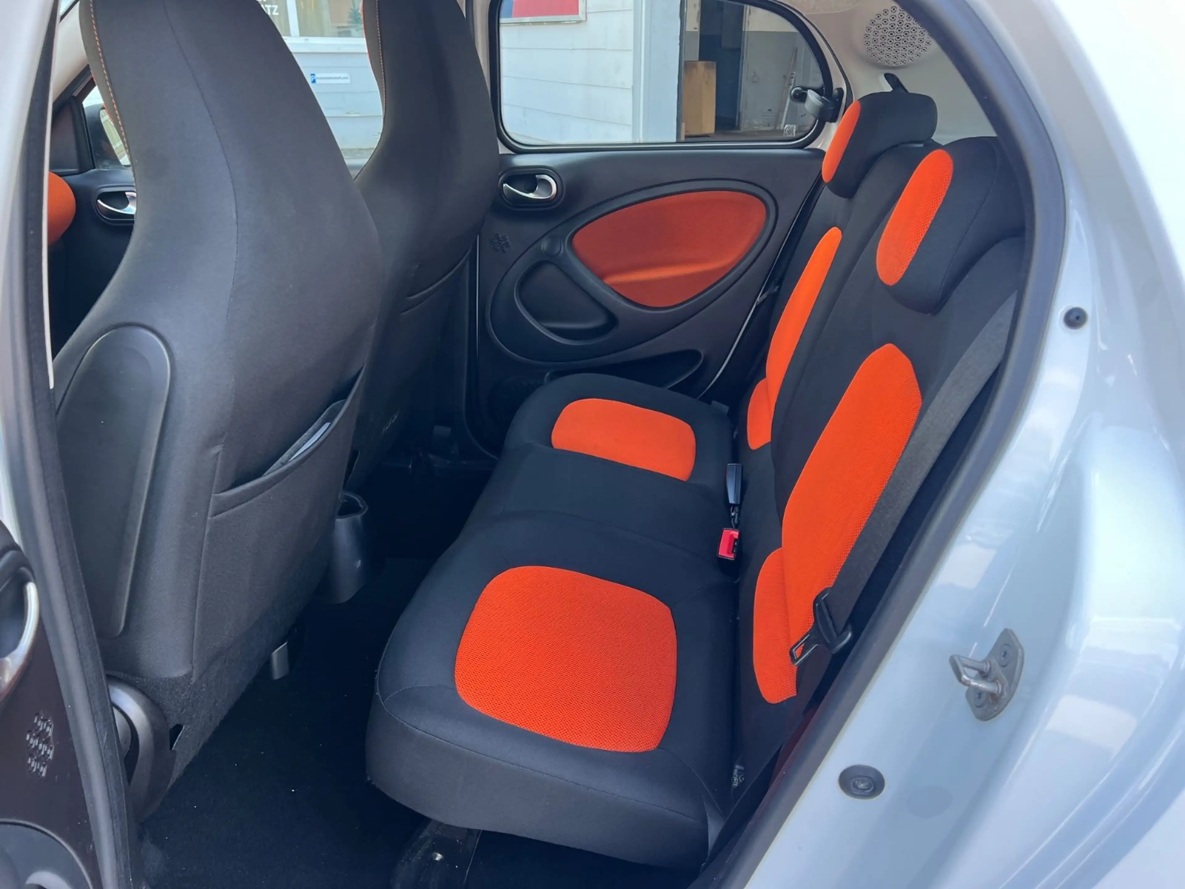 smart forFour forfour Basis 52 kW — photo 9