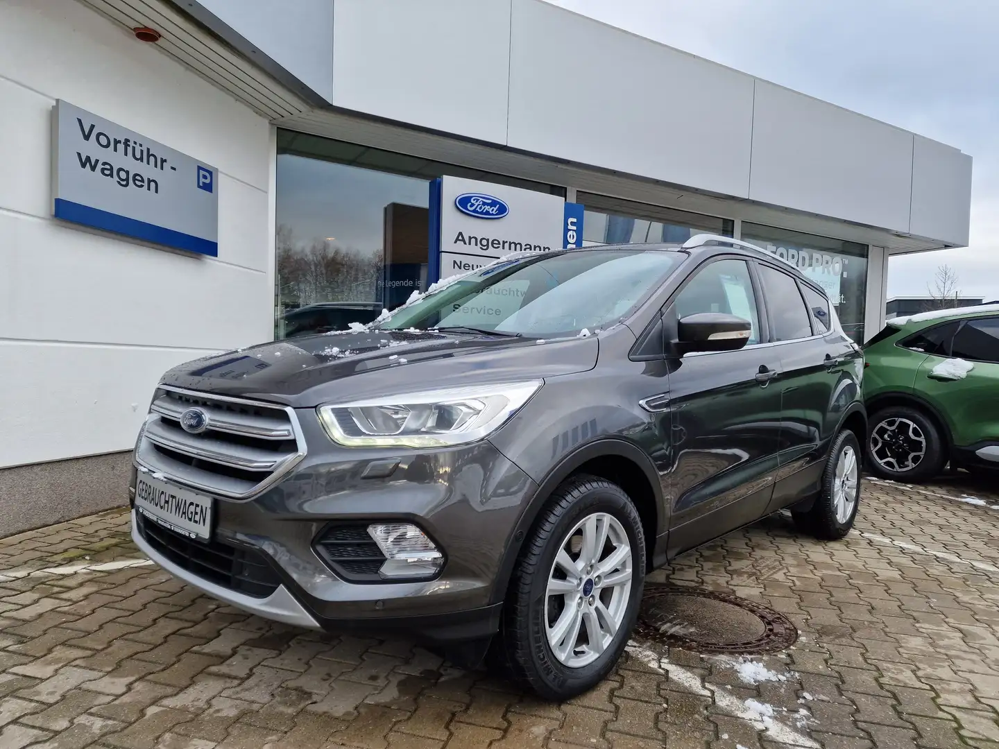 Ford Kuga Titanium Grigio - 1