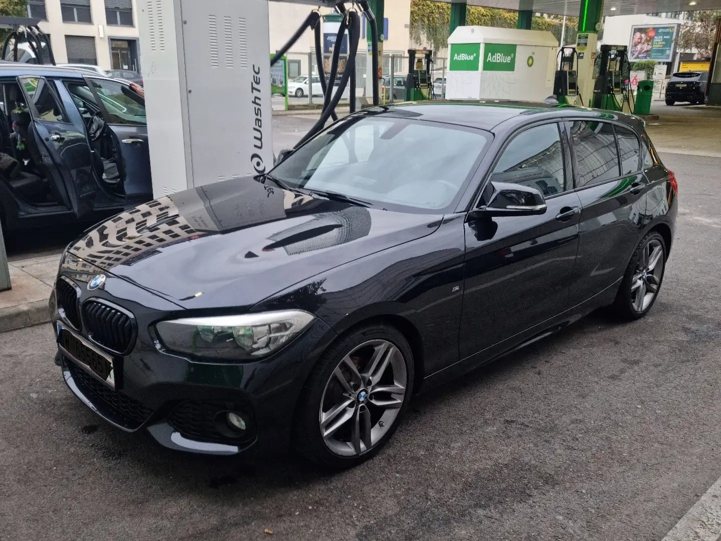 BMW 118 118i Sport Line - 1
