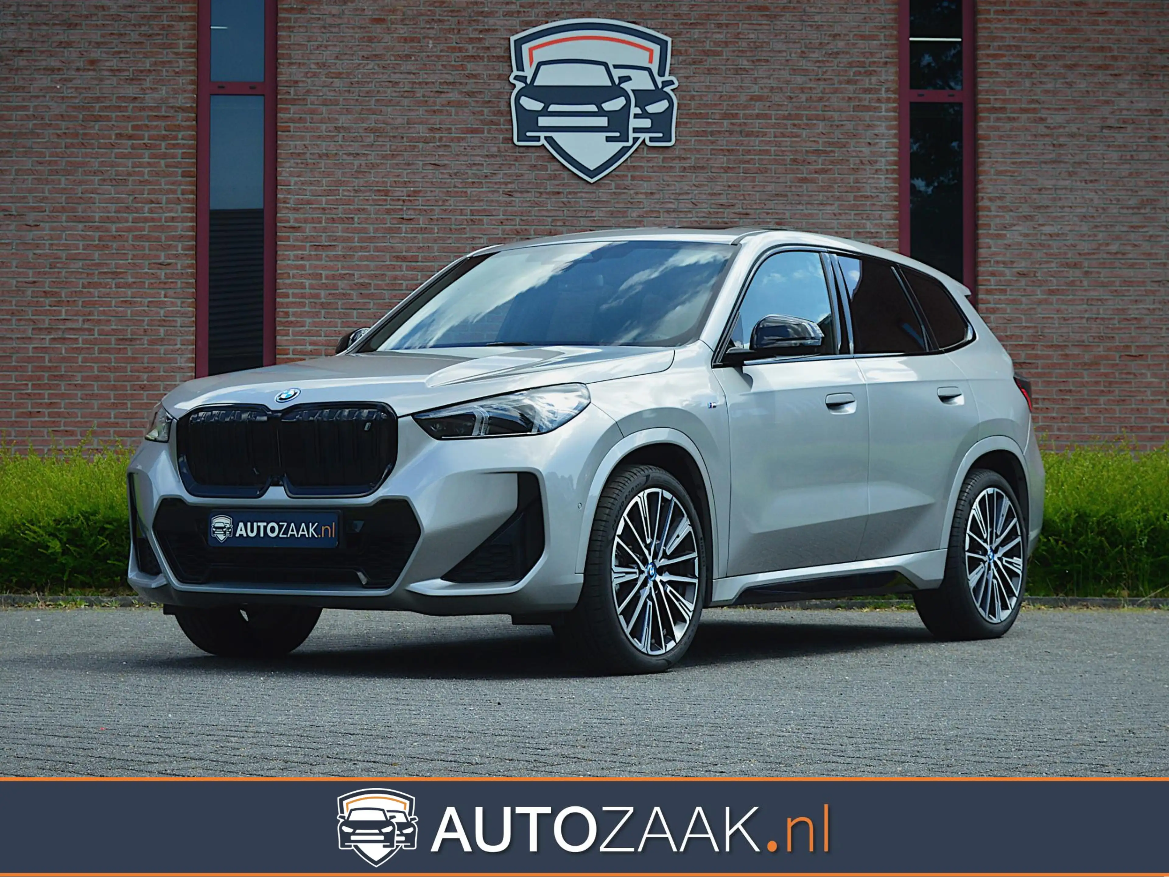 BMW iX1 xDrive30 M Sport | Innovation Pack | SOH 98%