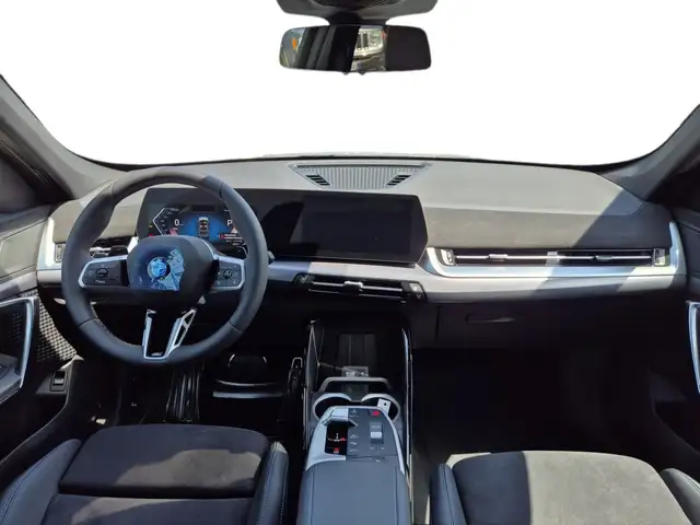 BMW X1 view 8
