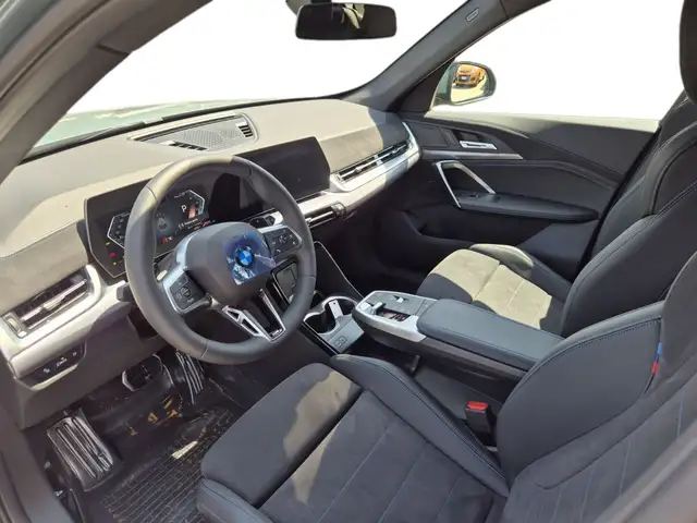 BMW X1 view 6
