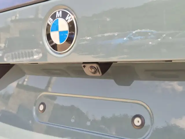 BMW X1 view 13