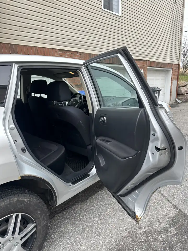 Nissan Rogue снимка Nissan Rogue