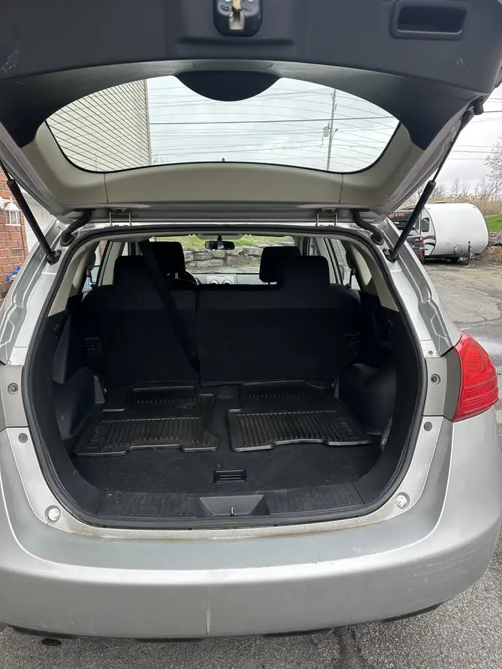 Nissan Rogue снимка Nissan Rogue