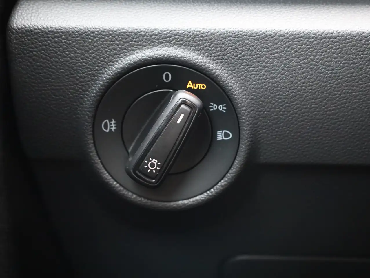 Volkswagen T-Roc Life *Park-Ass*App-Connect*Virtual*AHK, миниатюра 26