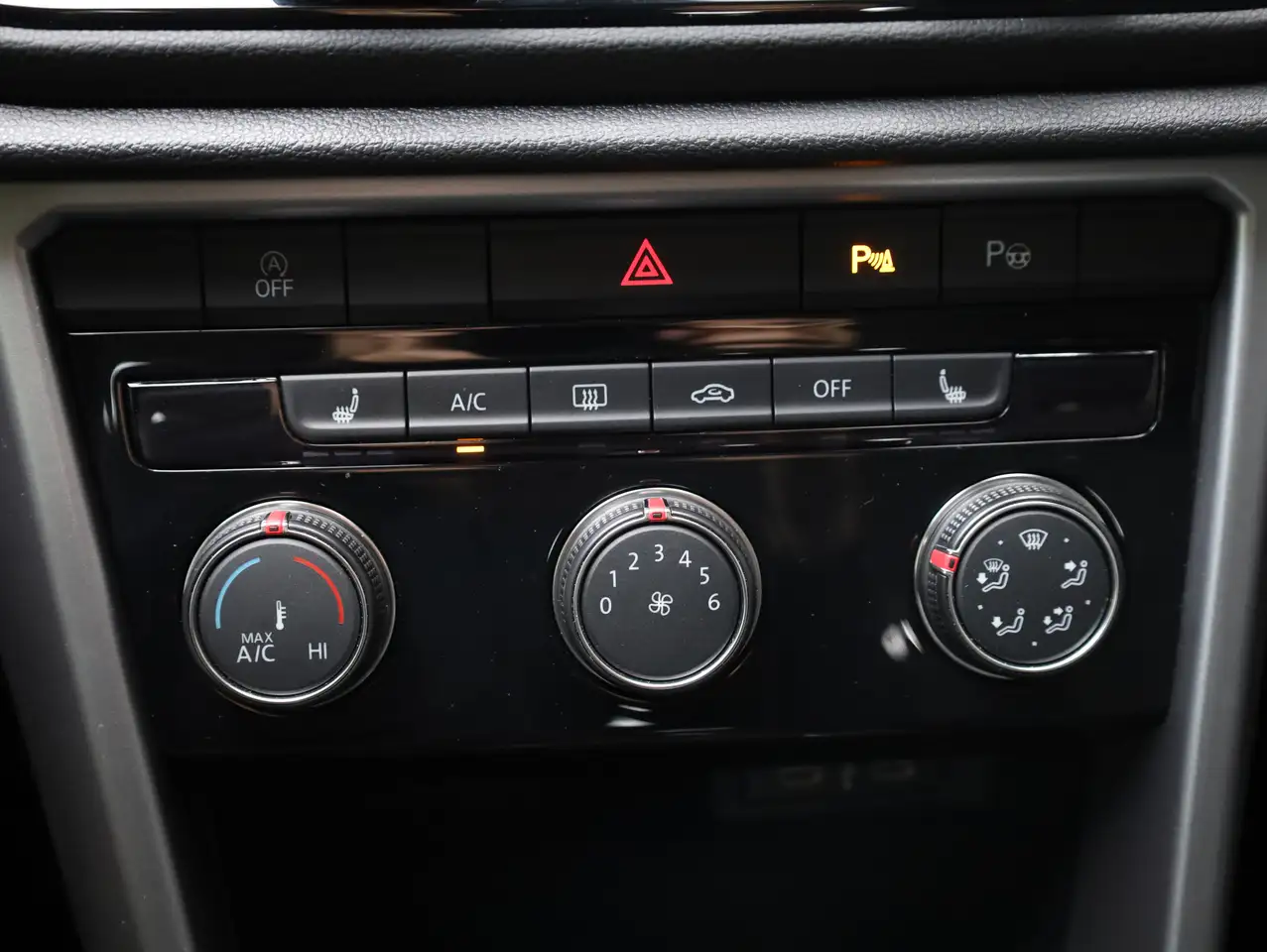 Volkswagen T-Roc Life *Park-Ass*App-Connect*Virtual*AHK, миниатюра 21