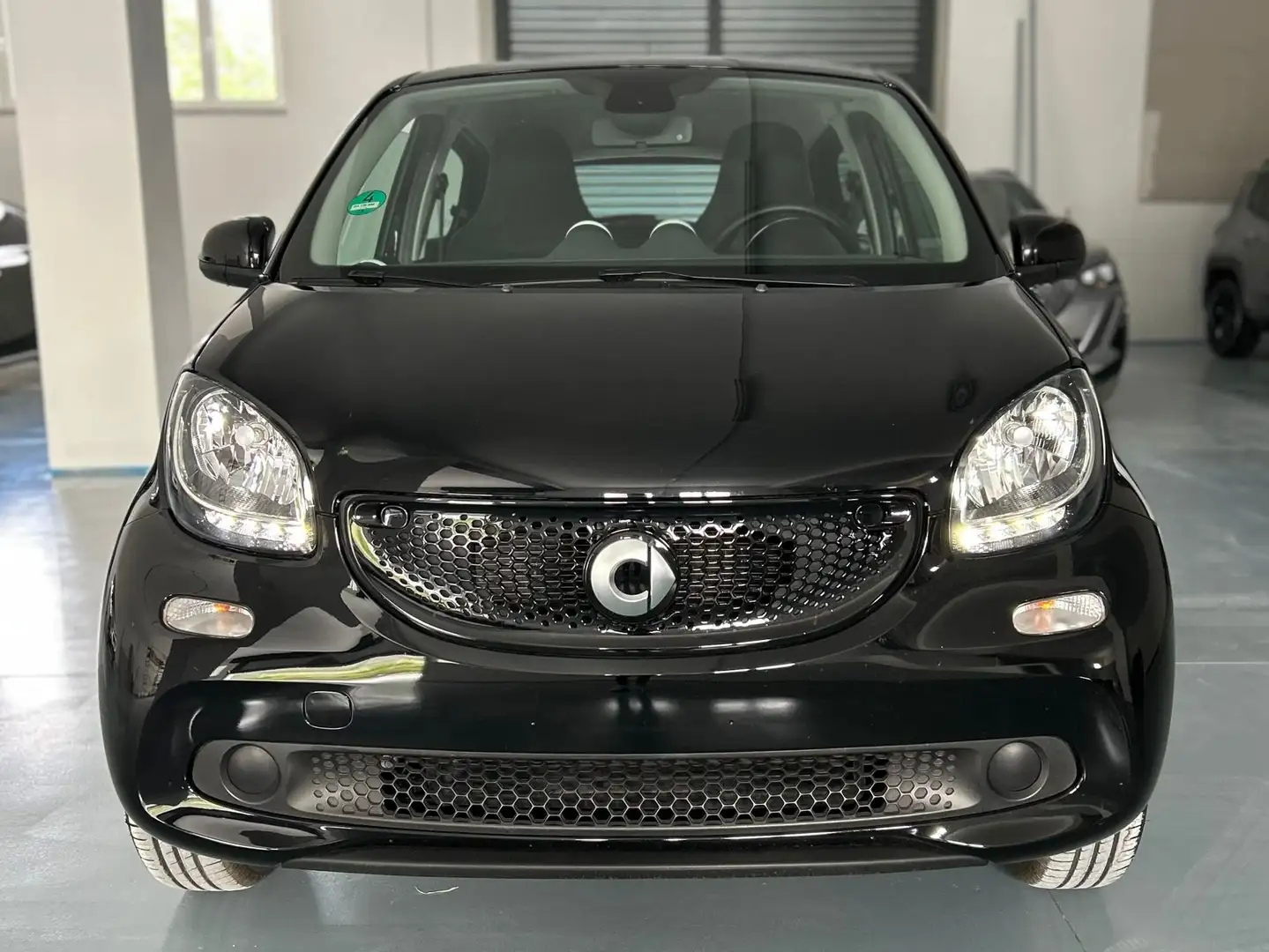 smart forFour 1.0 Passion 71cv twinamic Noir - 1