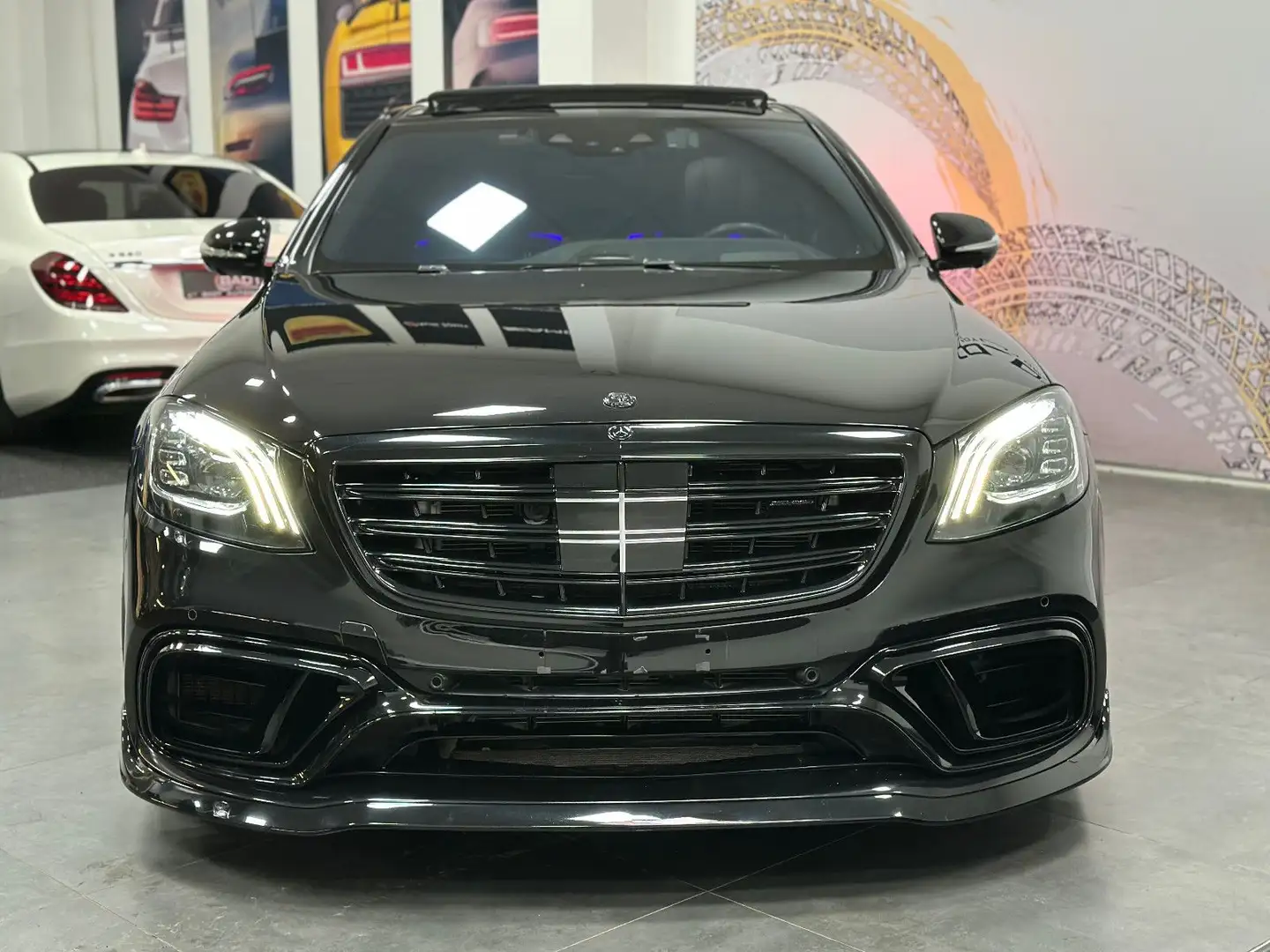 Mercedes-Benz S 63 AMG 4Matic+ L *22Zoll*PANO*Voll* Schwarz - 2