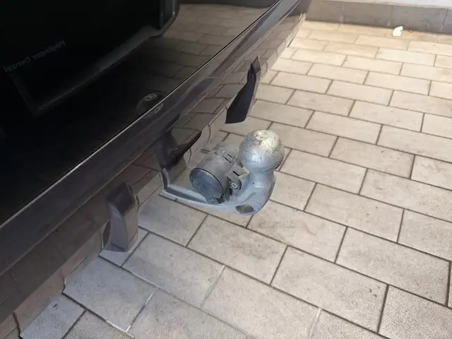 BMW 4 Series view 12