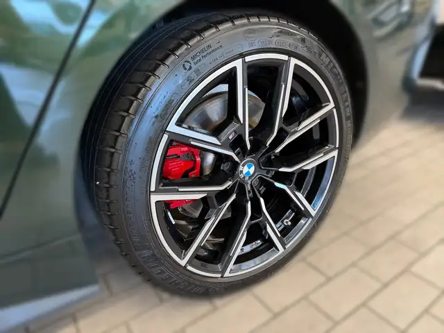 BMW 4 Series view 3