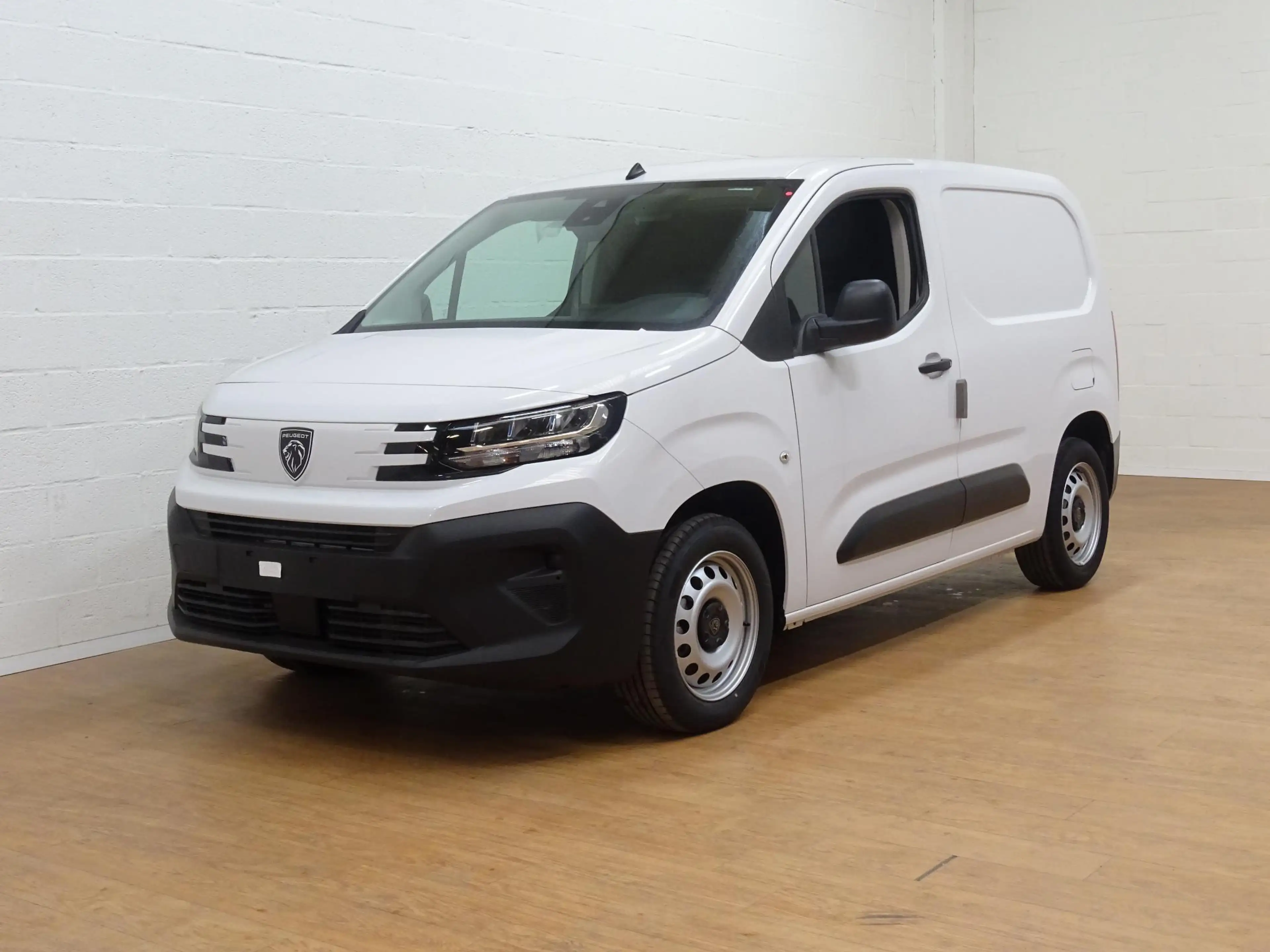 Peugeot Partner 1.5 BlueHDi L1 Light 96kW s/s EAT8 — photo 5