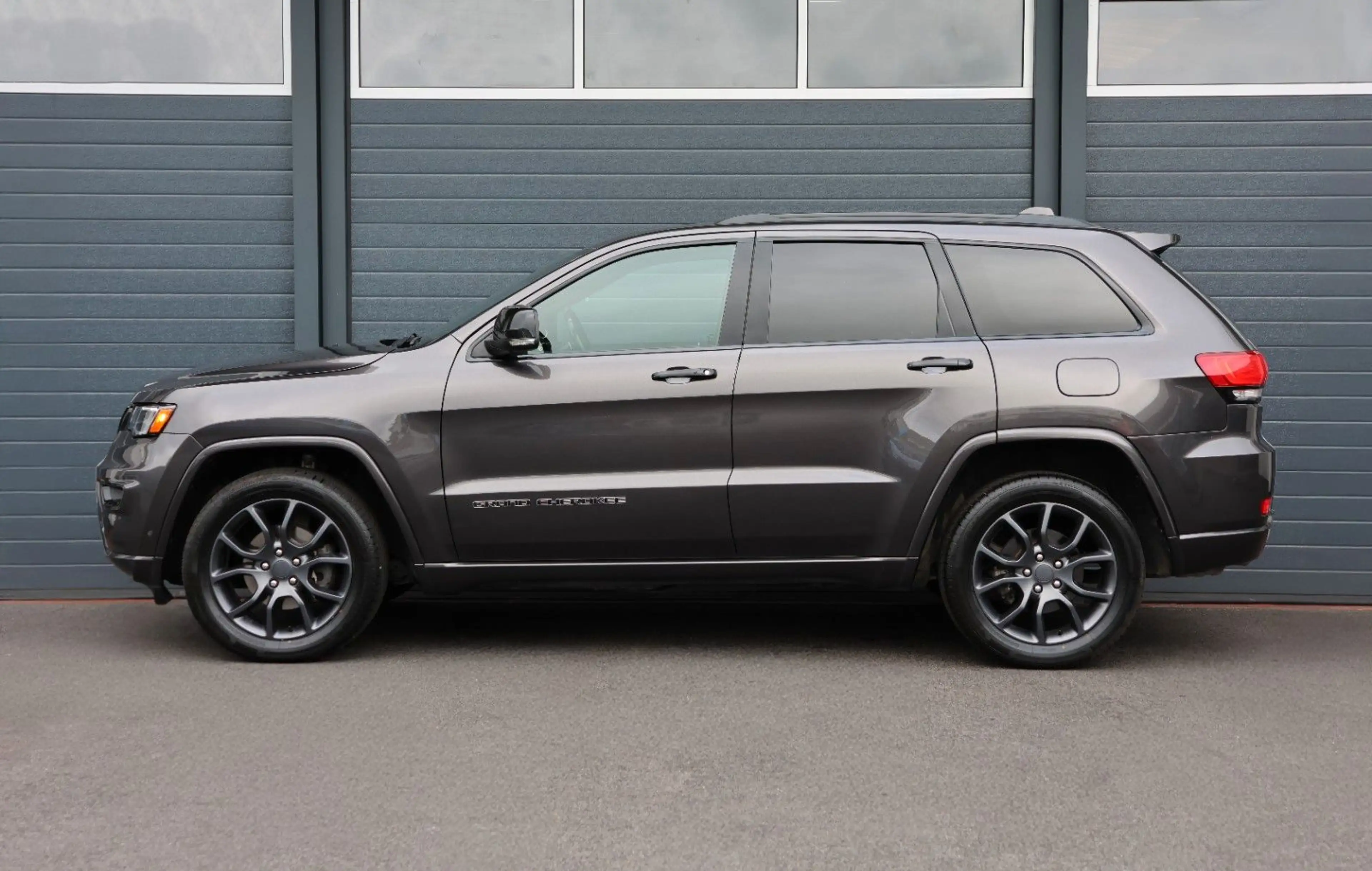 Jeep Grand Cherokee 4x4/AHK/ACC/H&K/Luftfeder./4xSHZ — photo 4
