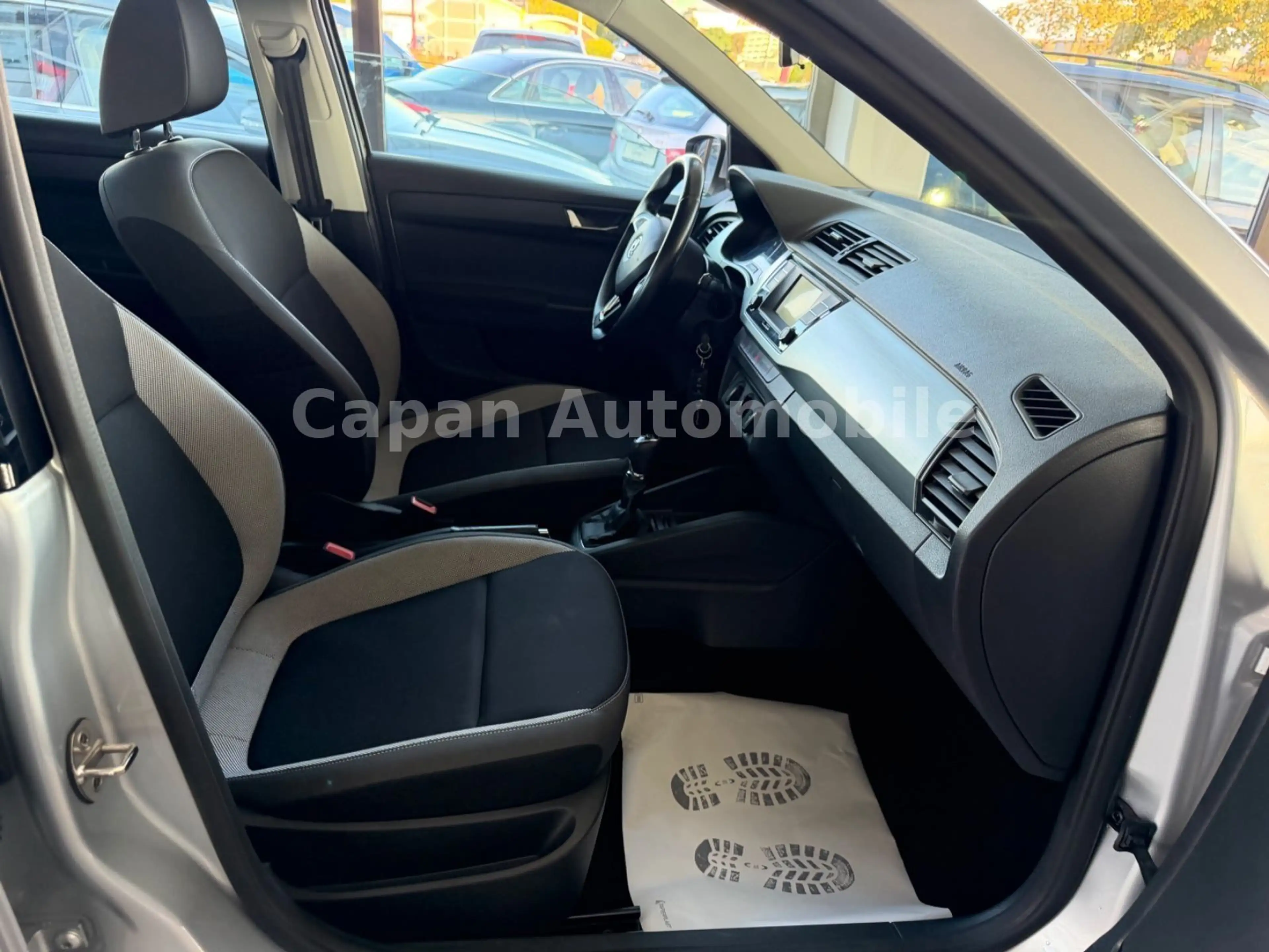 Skoda Fabia Combi Ambition Scheckheft/PDC/EURO6 — photo 14