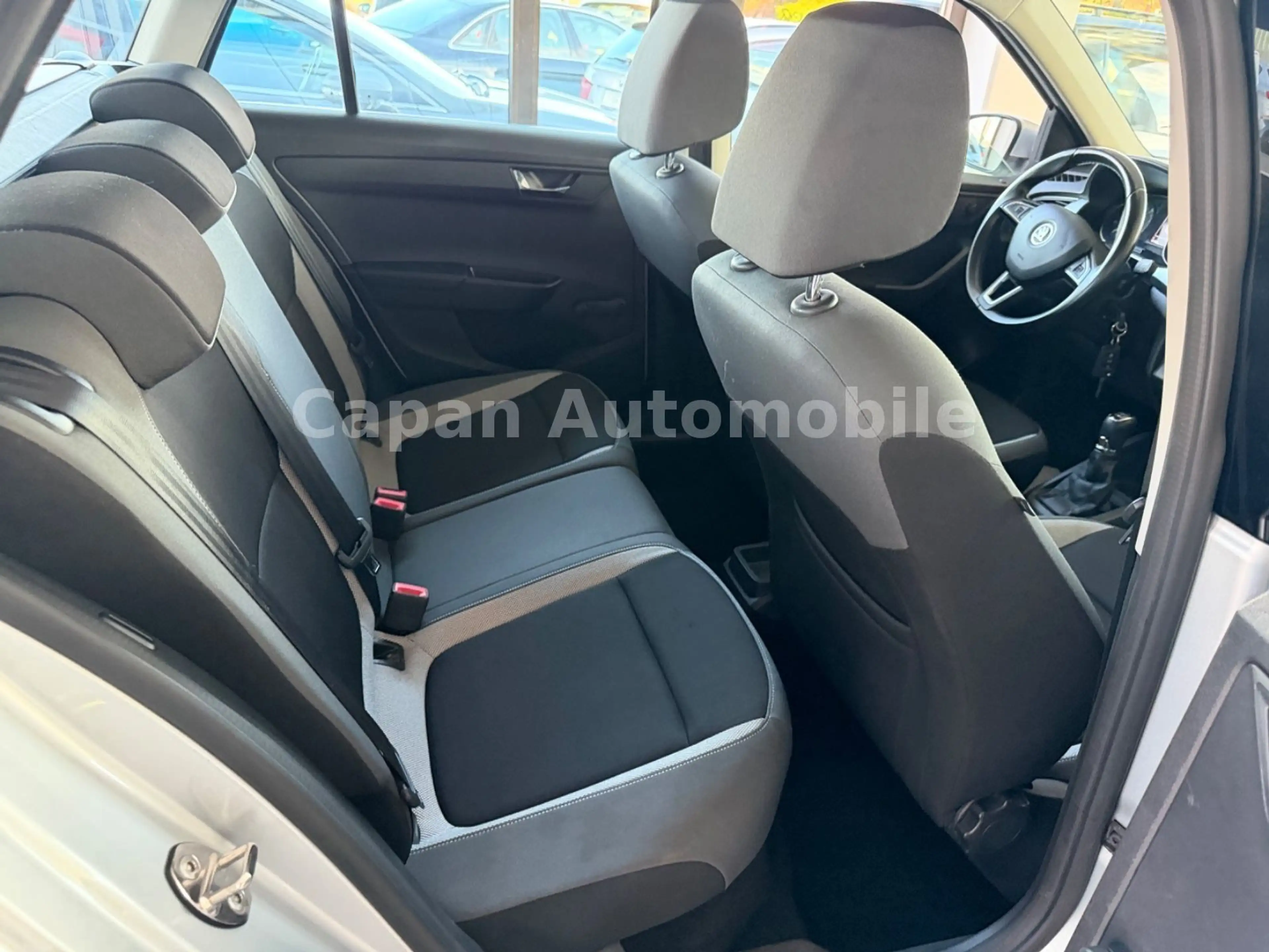 Skoda Fabia Combi Ambition Scheckheft/PDC/EURO6 — photo 15