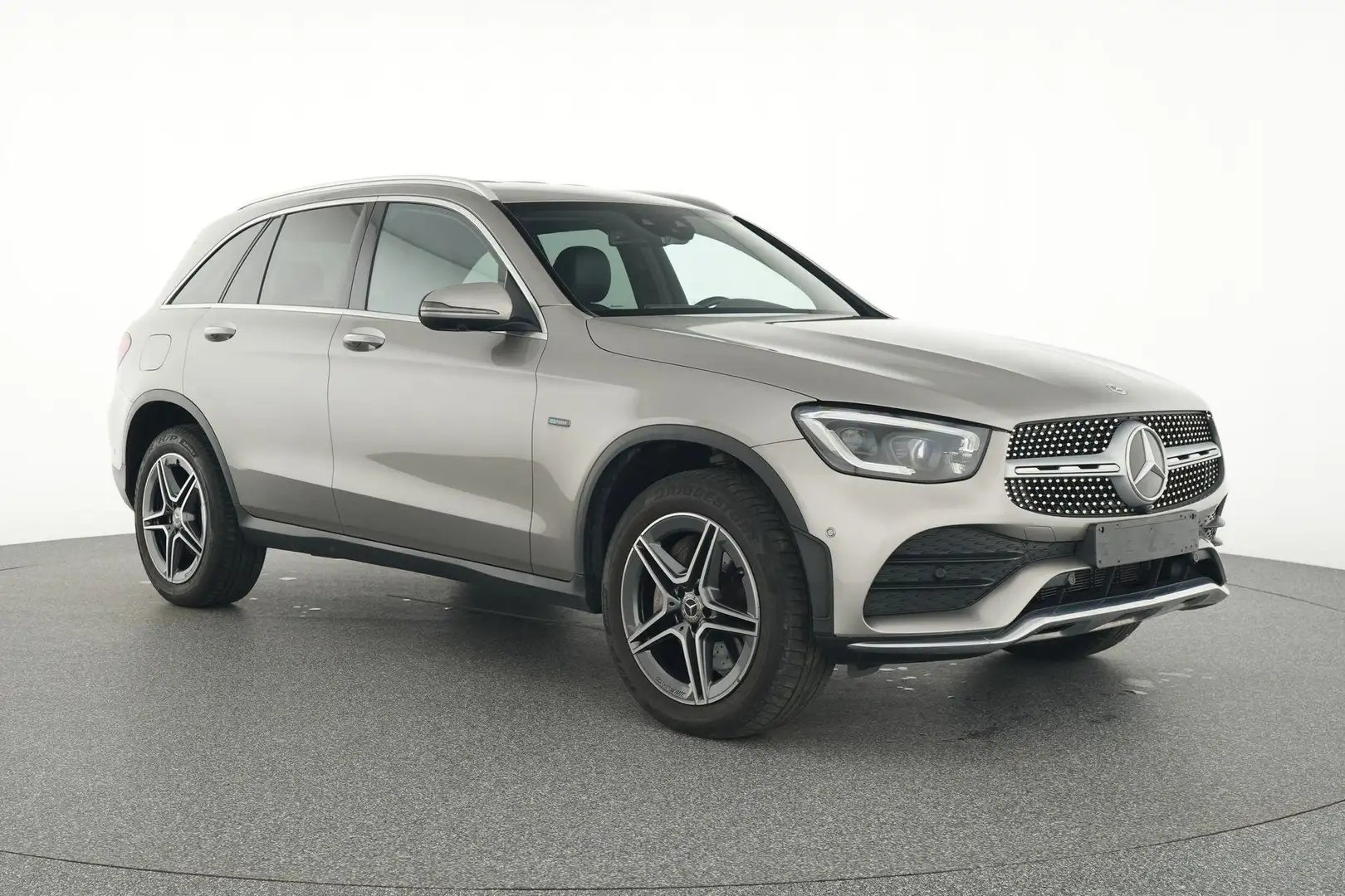 Mercedes-Benz GLC 300 e 4MATIC AMG Line *2 JAAR GARANTIE* Zilver - 2