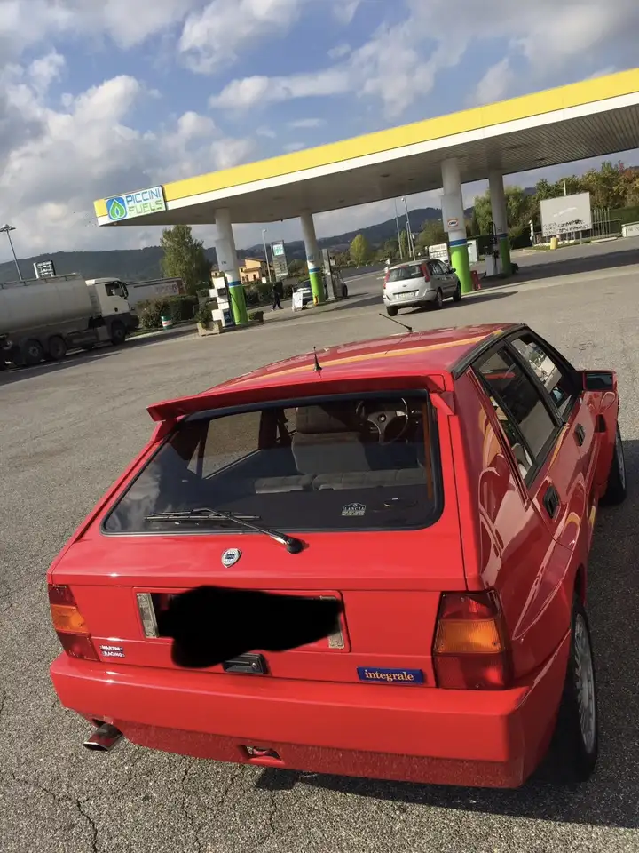 Lancia Delta 2.0 16v HF Integrale Evoluzione, foto 2