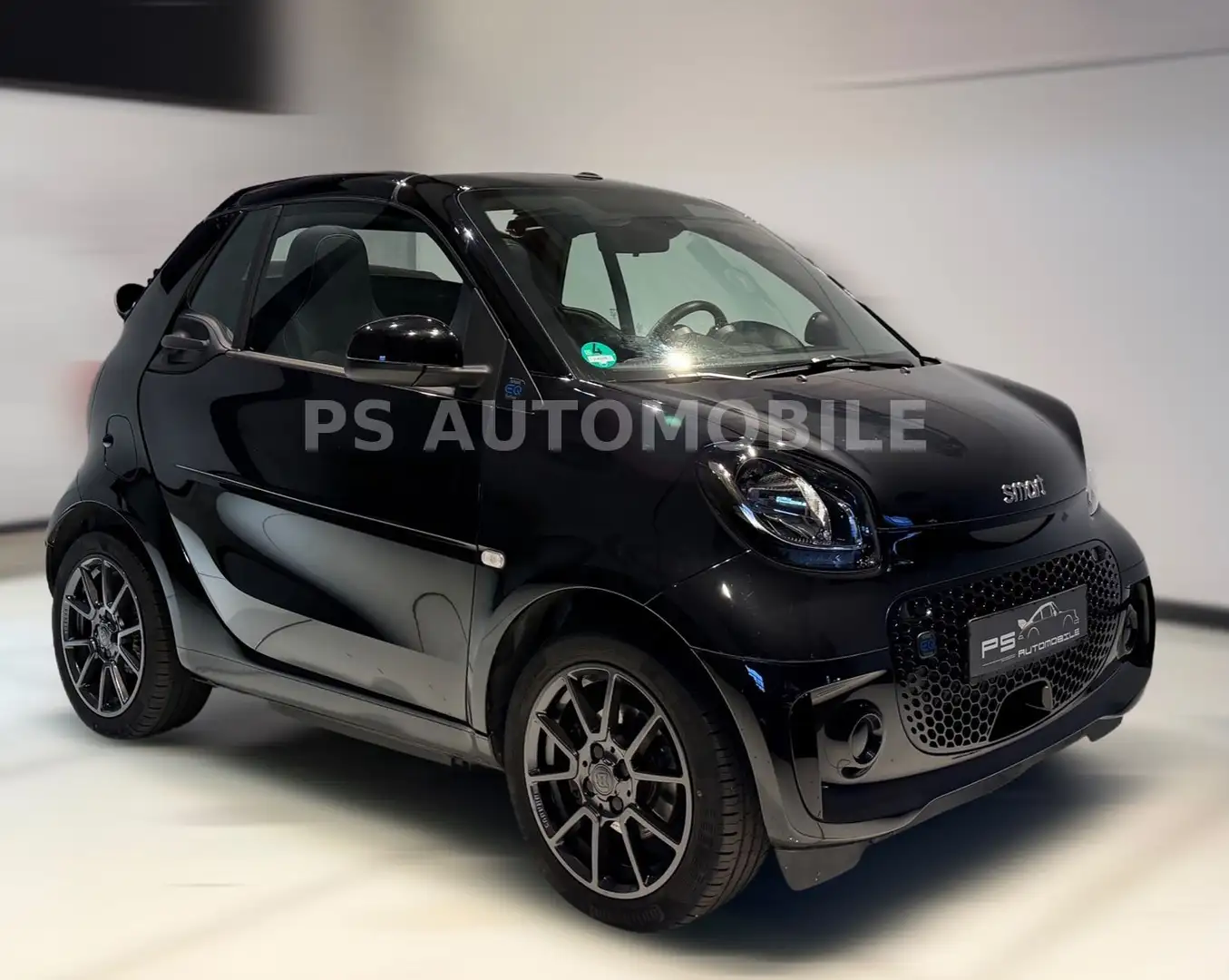 smart forTwo cabrio EQ*KLIMA*PDC*DAB+*BRABUS*1.HD Noir - 2
