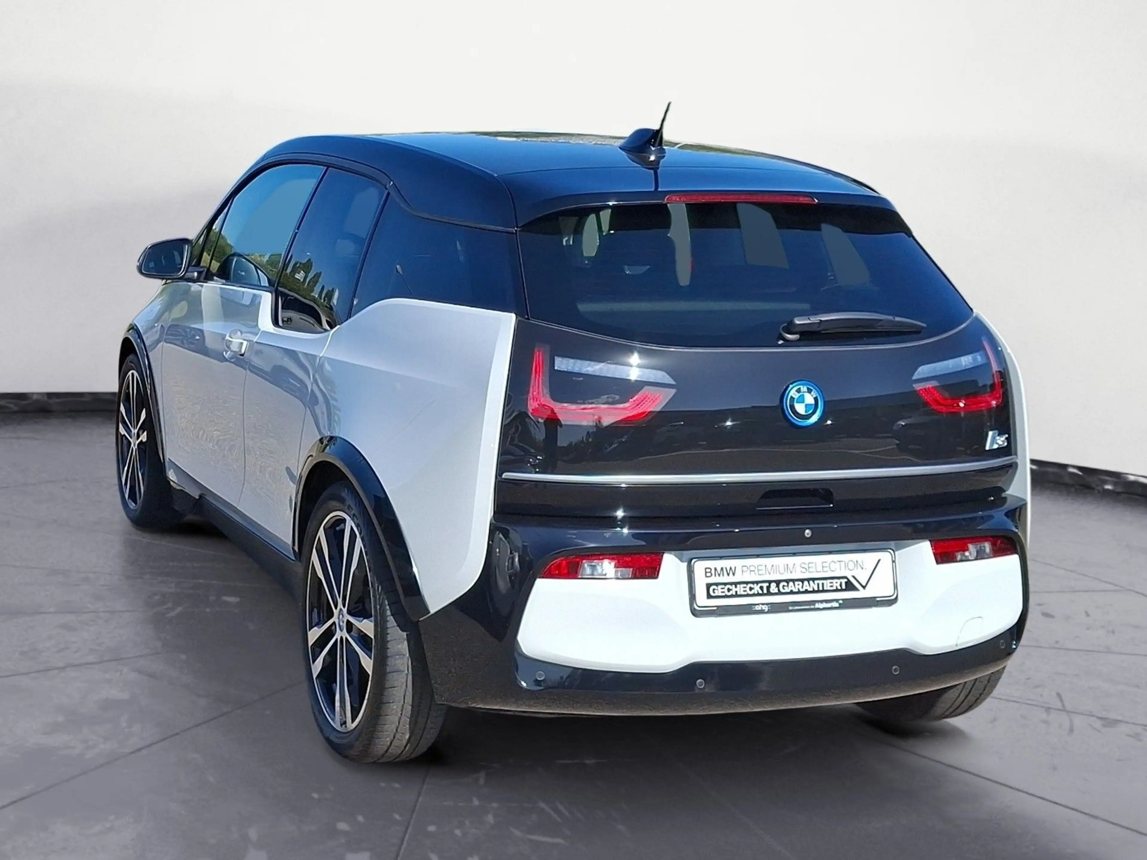 BMW i3 s (120 Ah), Navigation Business Driving Assist — photo 5