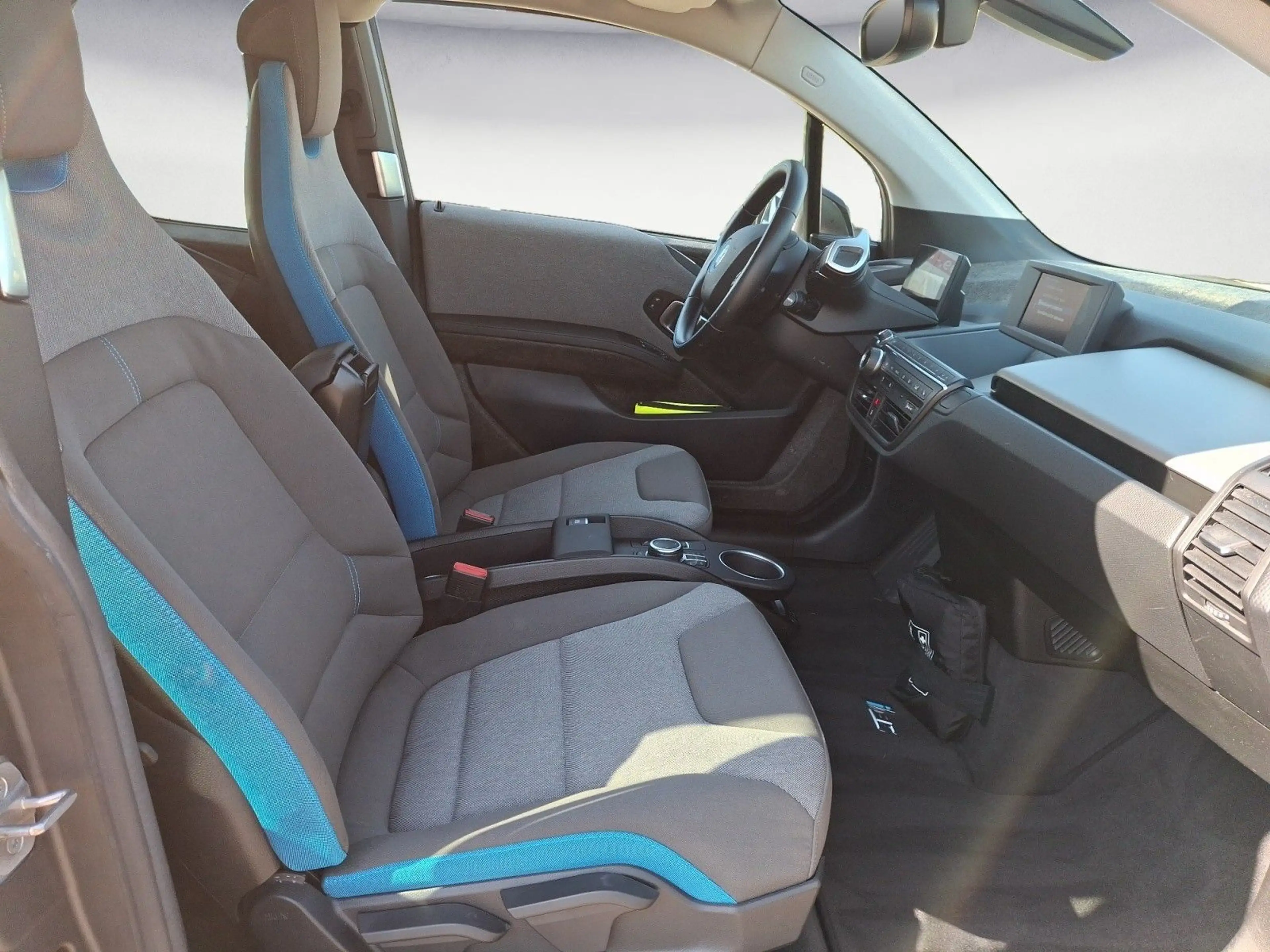 BMW i3 s (120 Ah), Navigation Business Driving Assist — photo 14